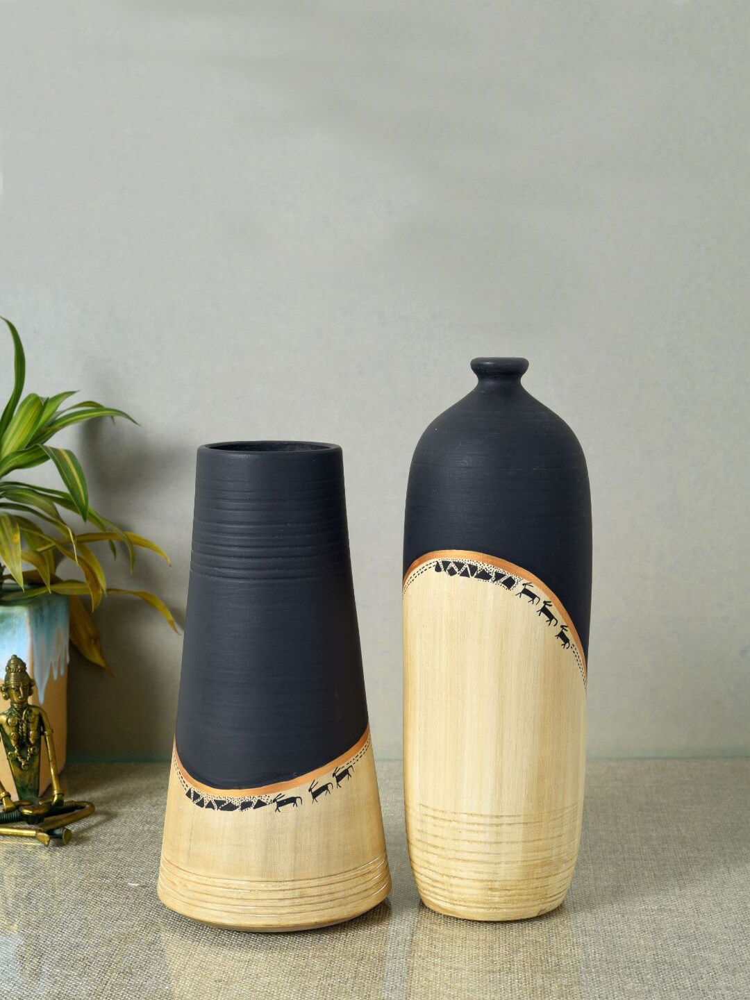 

AAKRITI ART CREATIONS 2-Pcs Navy Blue & Beige Midnight's Secret Large Vases