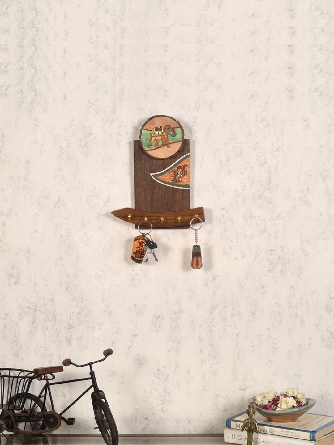 

AAKRITI ART CREATIONS Brown Majestic Journeys Key Hanger