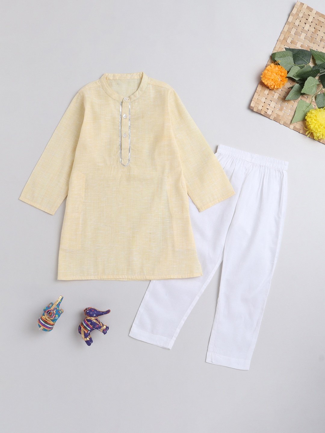 

The Magic Wand Girls Gotta Patti Pure Cotton Kurti with Palazzos, Yellow