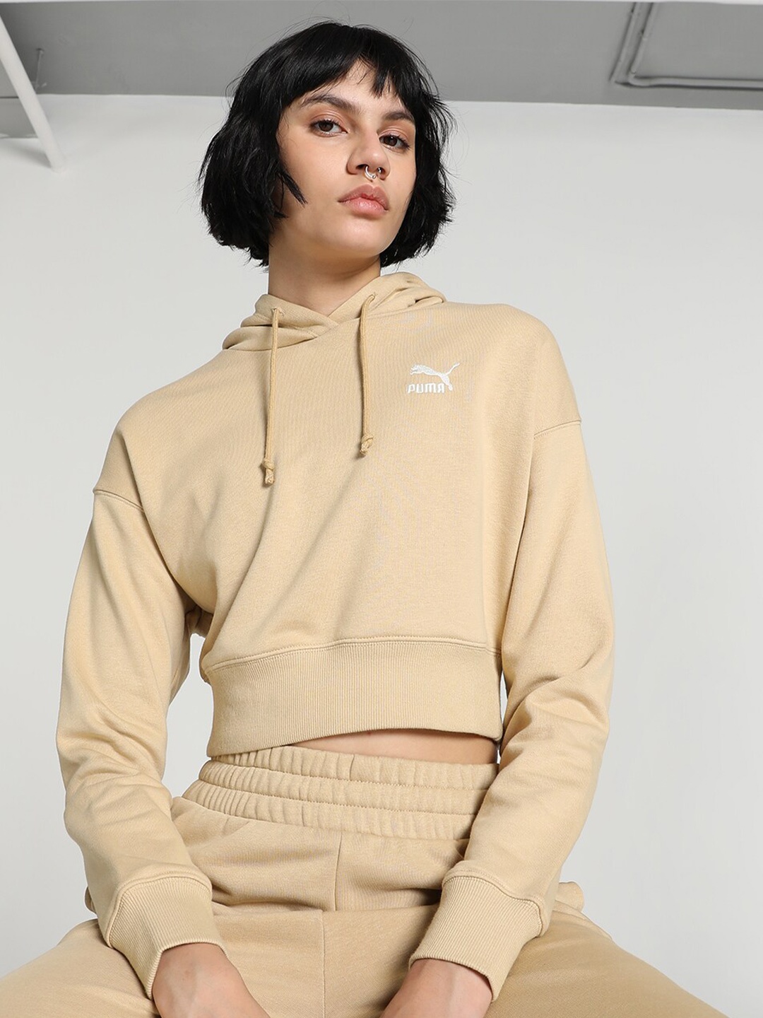 

Puma Classics Logo Printed Cotton Cropped Hoodie, Beige