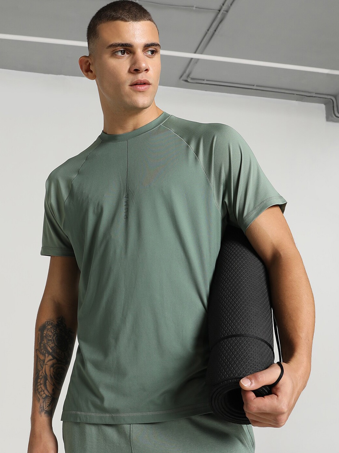 

Puma Men's Studio Yogini Lite T-Shirt, Green