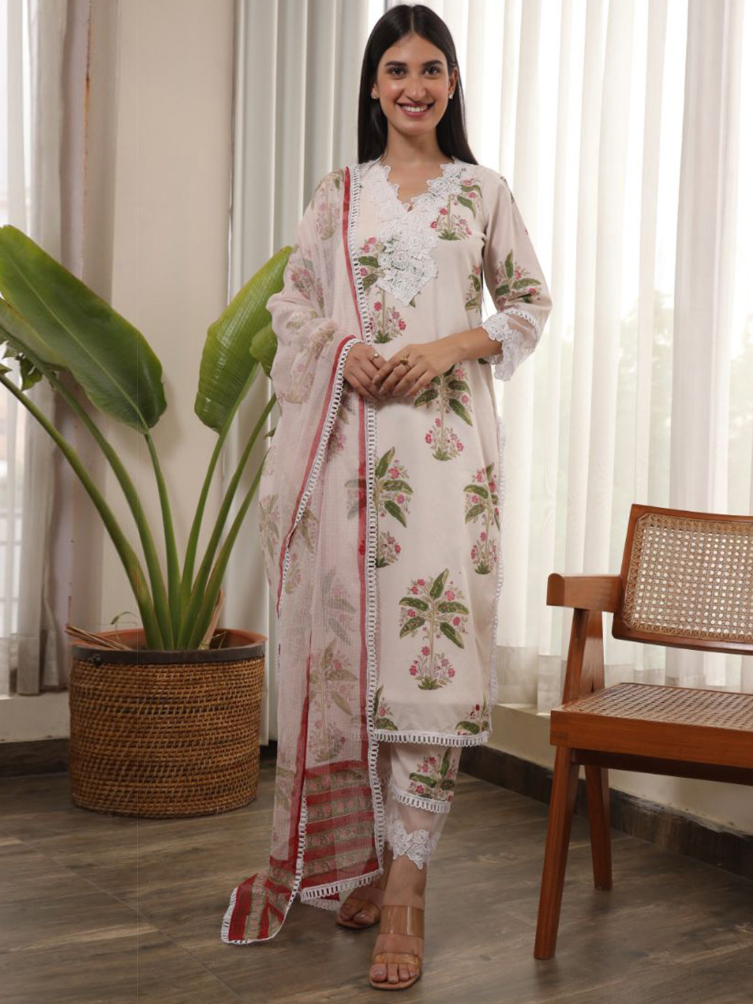 

ASRUMO Floral Printed Lace Insets Pure Cotton Kurta With Pyjamas & Trousers, White