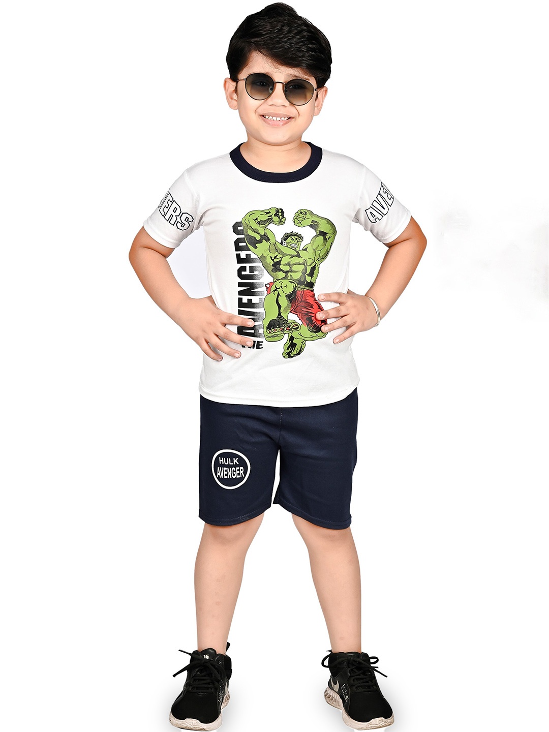 

BAESD Boys Avengers Printed T-Shirt With Shorts, White