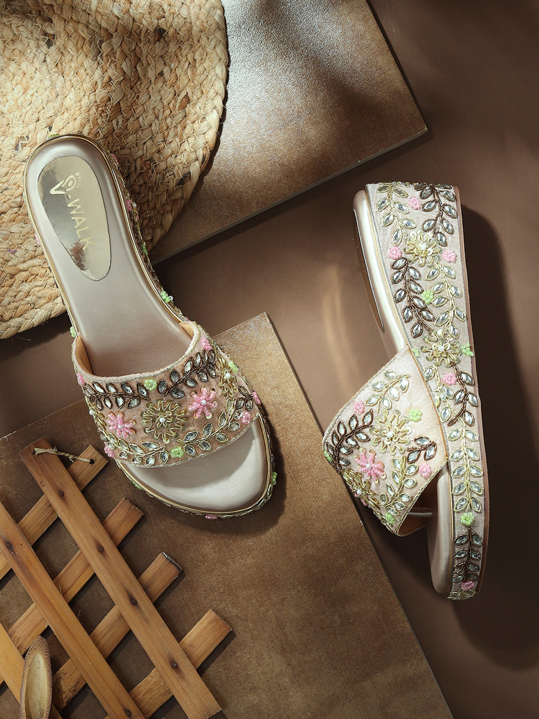 

V-WALK Embellished Flatform Heels, Champagne