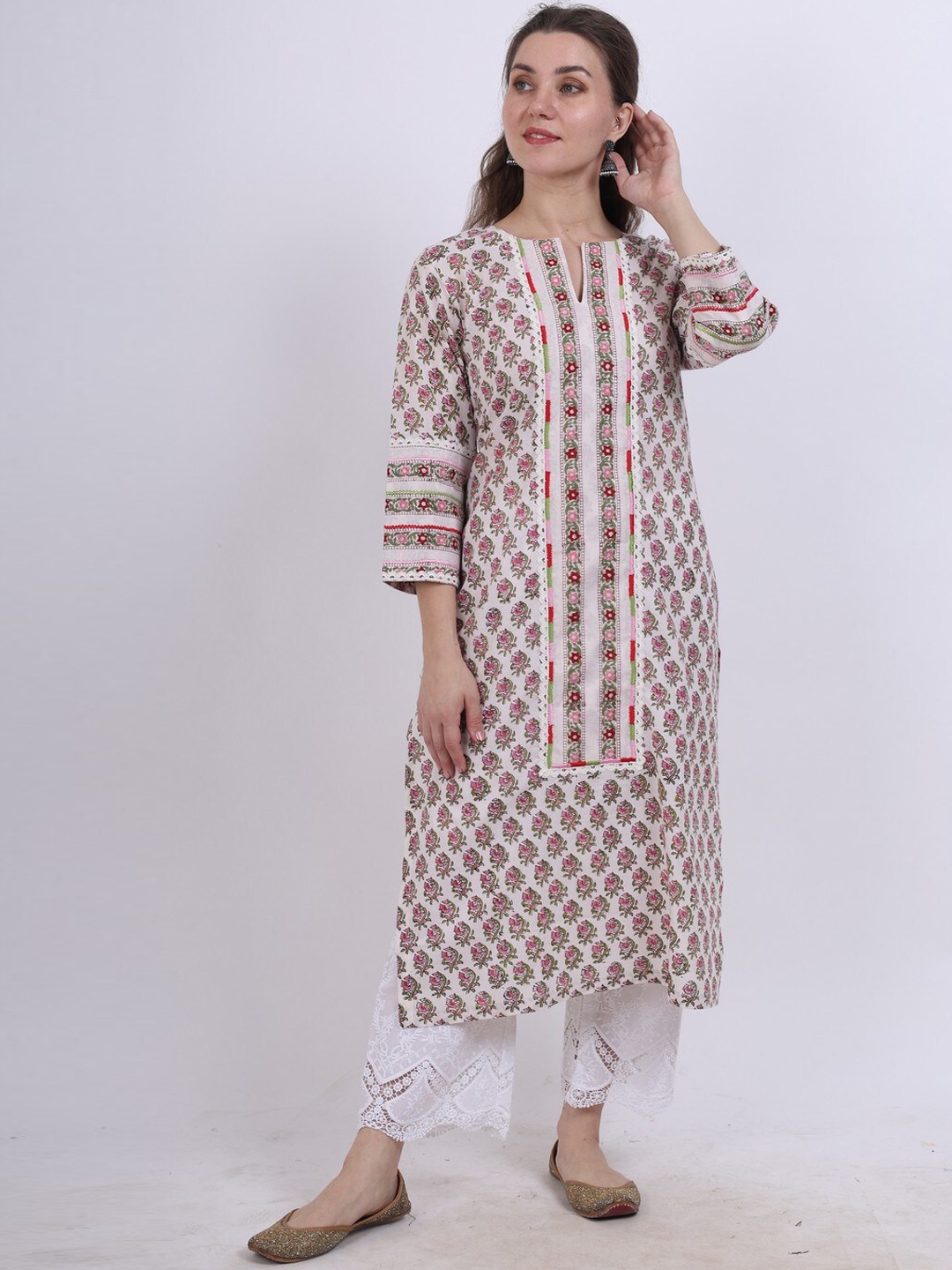 

Spring Soul Floral Printed Round Neck Thread Work Cotton Straight Kurta, White