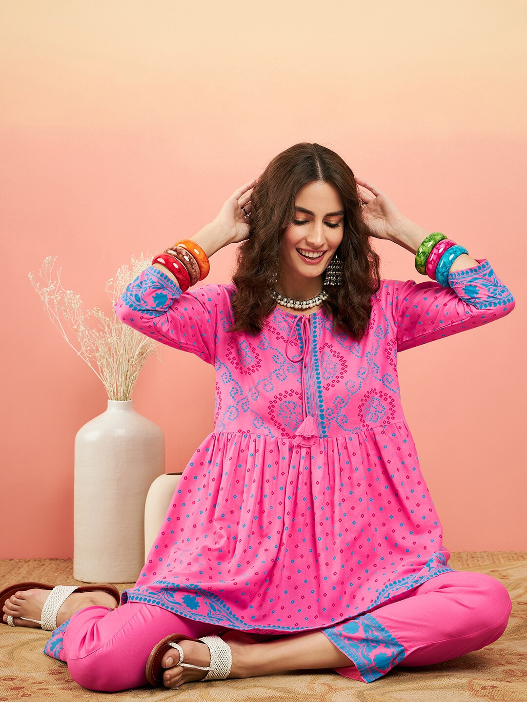 

Sangria Bandhani Printed Anarkali Kurta with Trouser, Pink