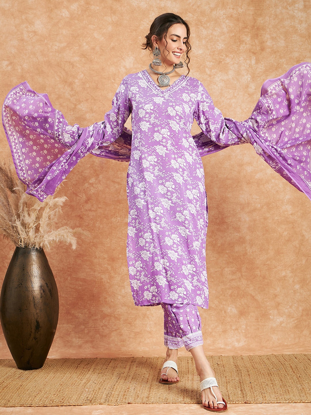 

Sangria Floral Printed V-Neck Regular Kurta With Trousers & Dupatta, Purple