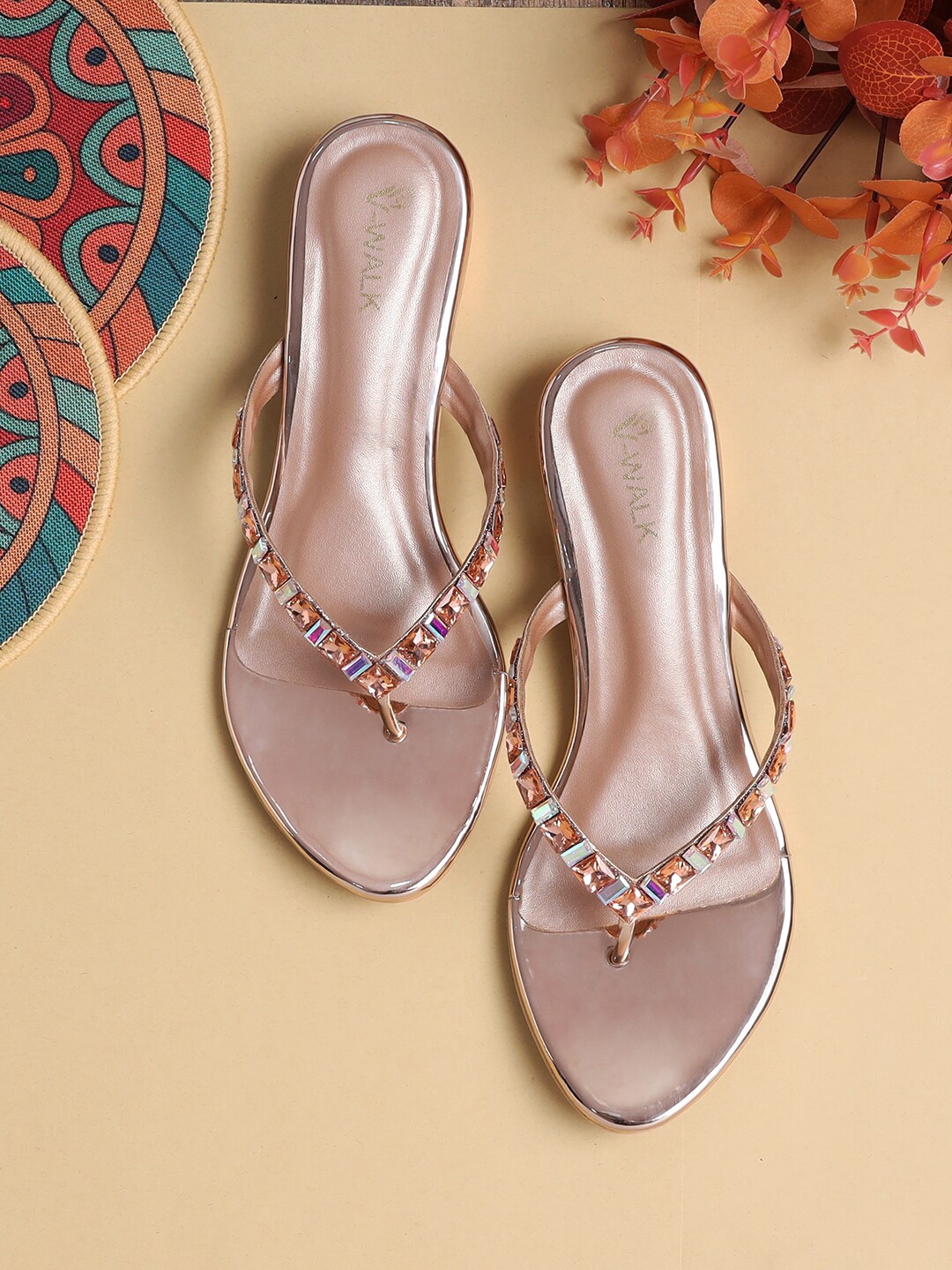 

V-WALK Gold-Toned Embellished Block Sandals