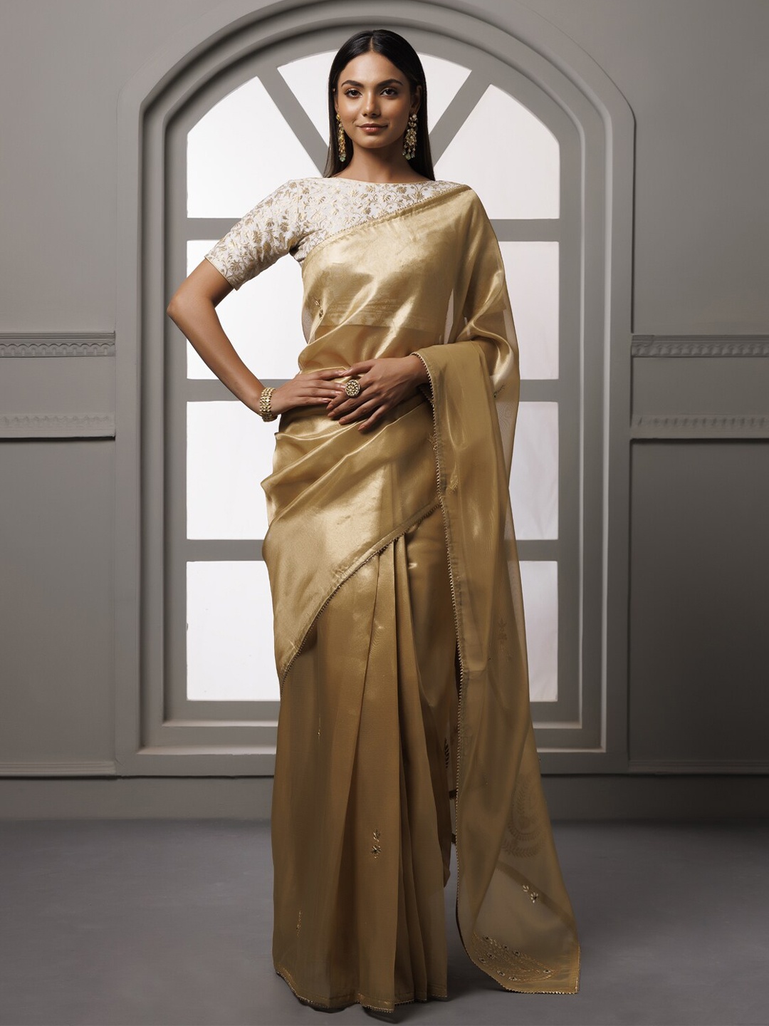 

Geroo Jaipur Gotta Patti Tissue Banarasi Saree, Beige