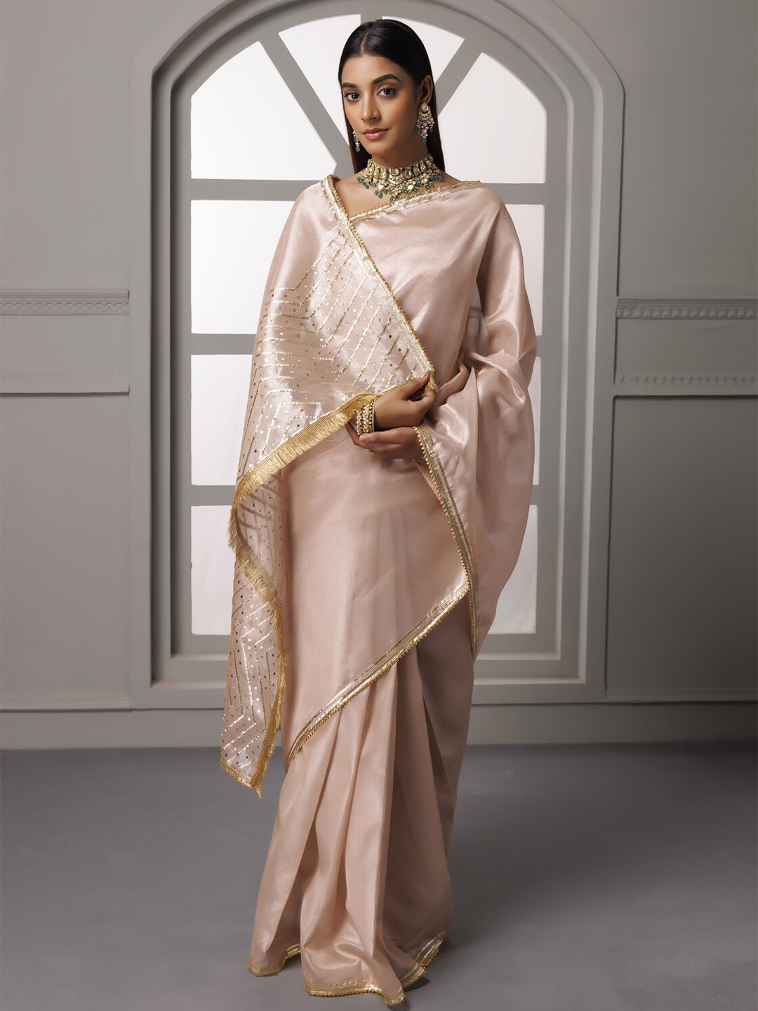 

Geroo Jaipur Gotta Patti Tissue Banarasi Saree, Pink