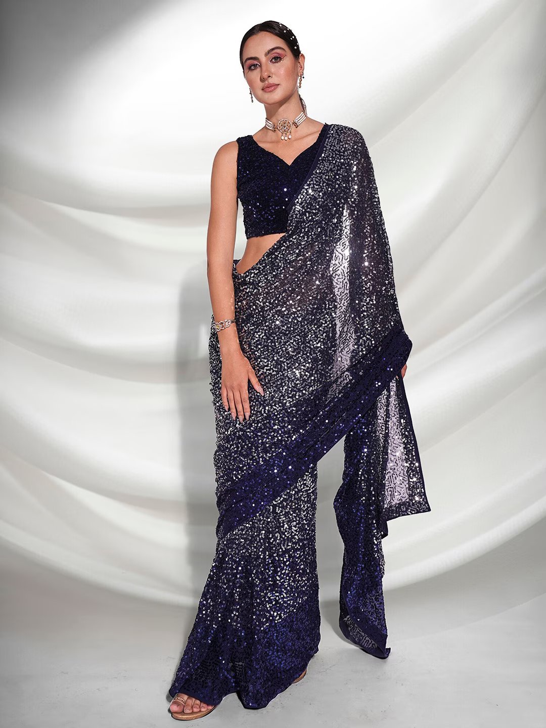 

DIVASTRI Embellished Sequinned Pure Georgette Saree, Navy blue