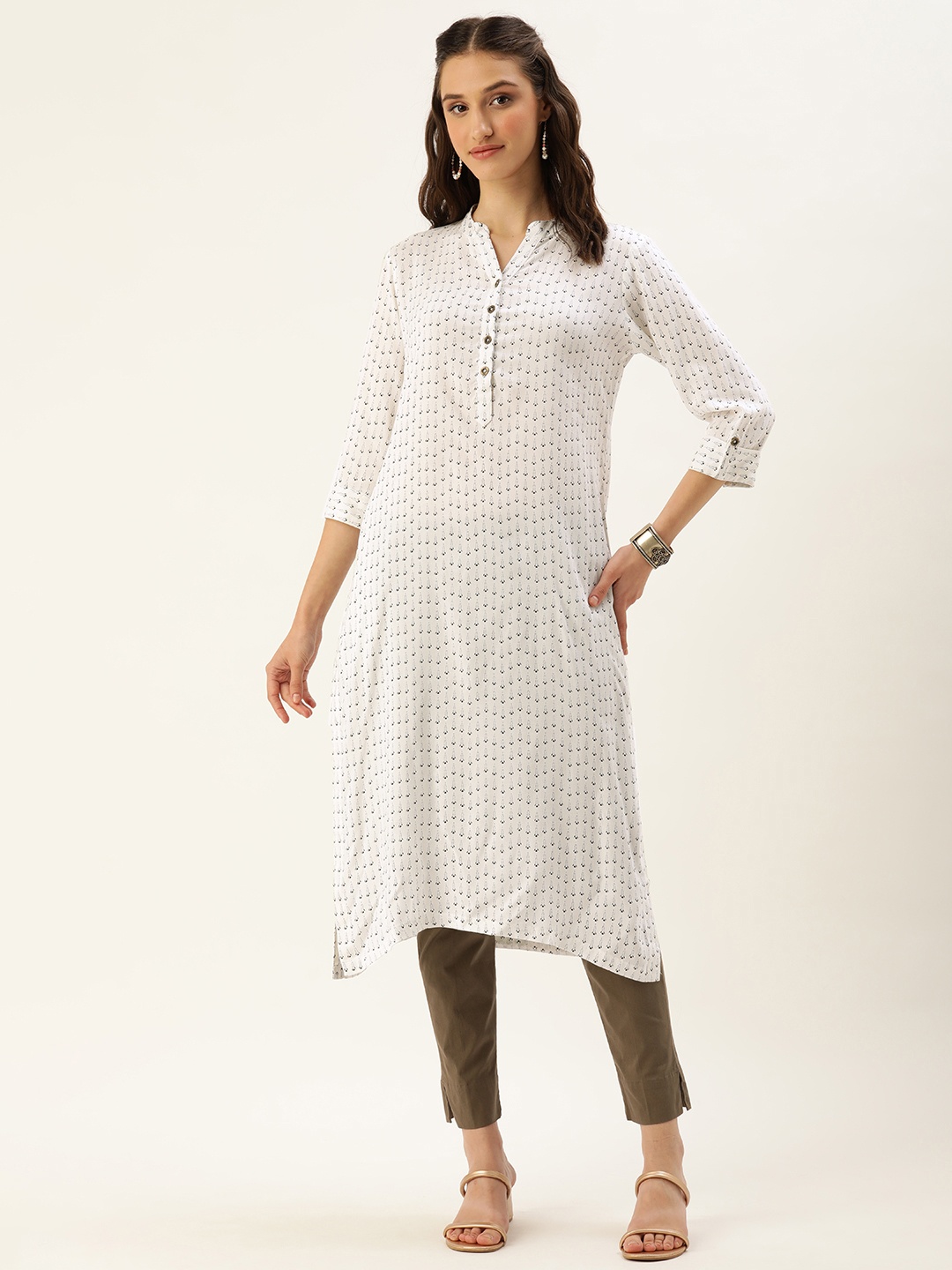 

AMUKTI Women Quirky Printed Straight Kurta, White