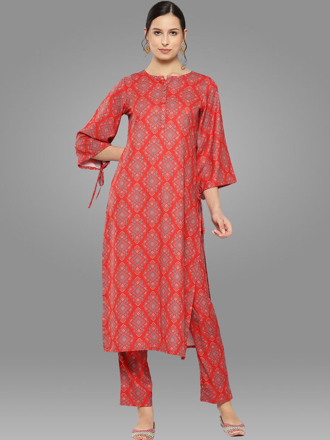 

Janasya Ethnic Motifs Printed Kurta with Trousers, Red