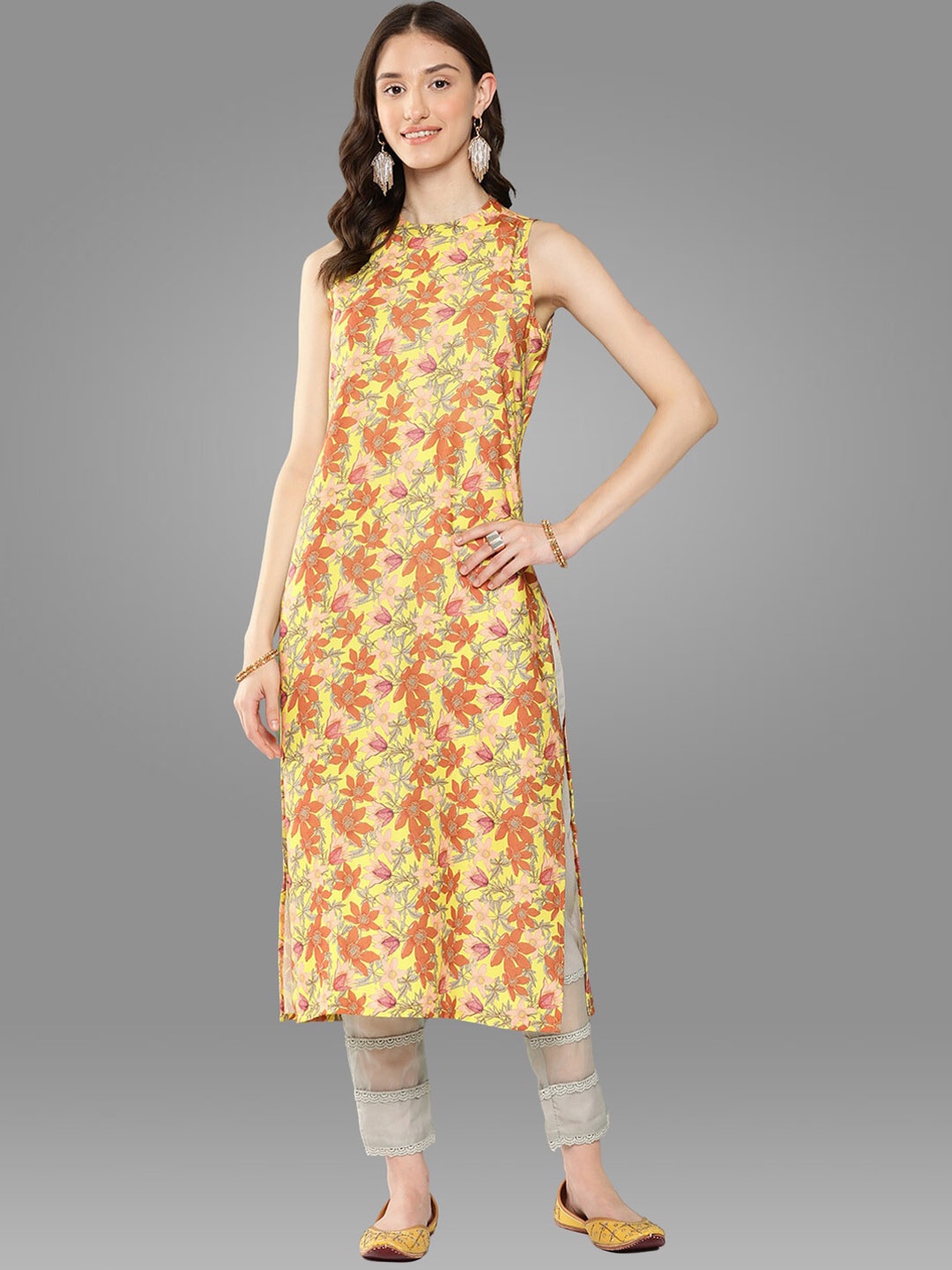 

Janasya Yellow Floral Printed Round Neck Straight Kurta