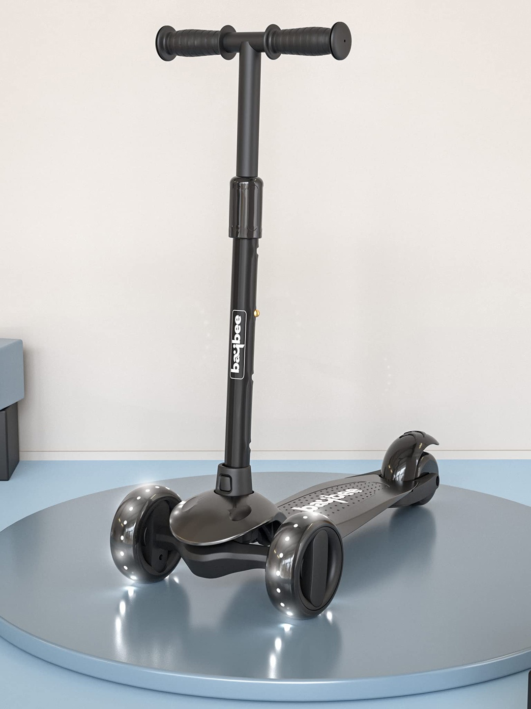 

BAYBEE Kids 3-Wheeler Kick Scooter, Black