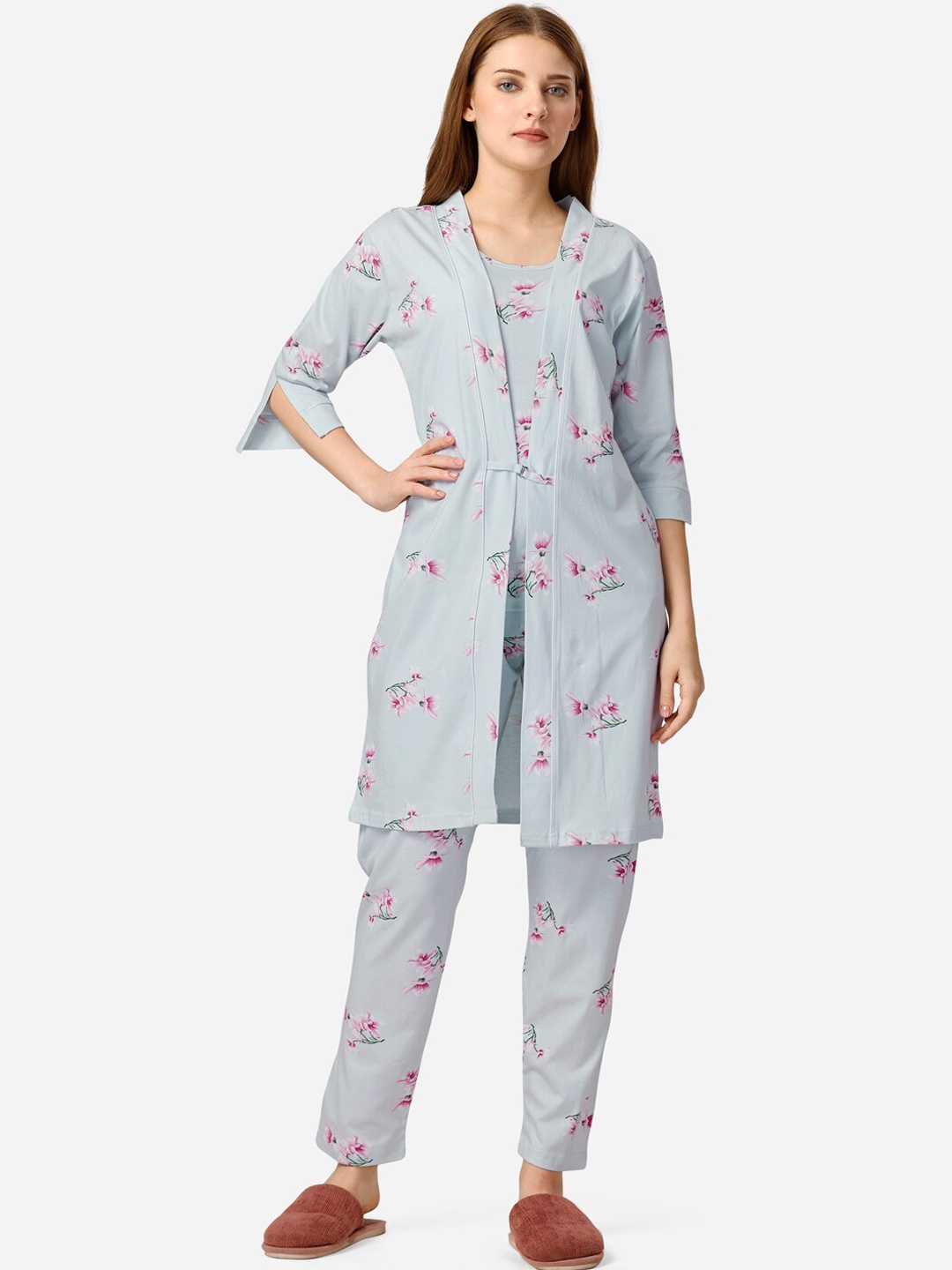 

Lenissa Women Floral Printed Night Suit, Blue