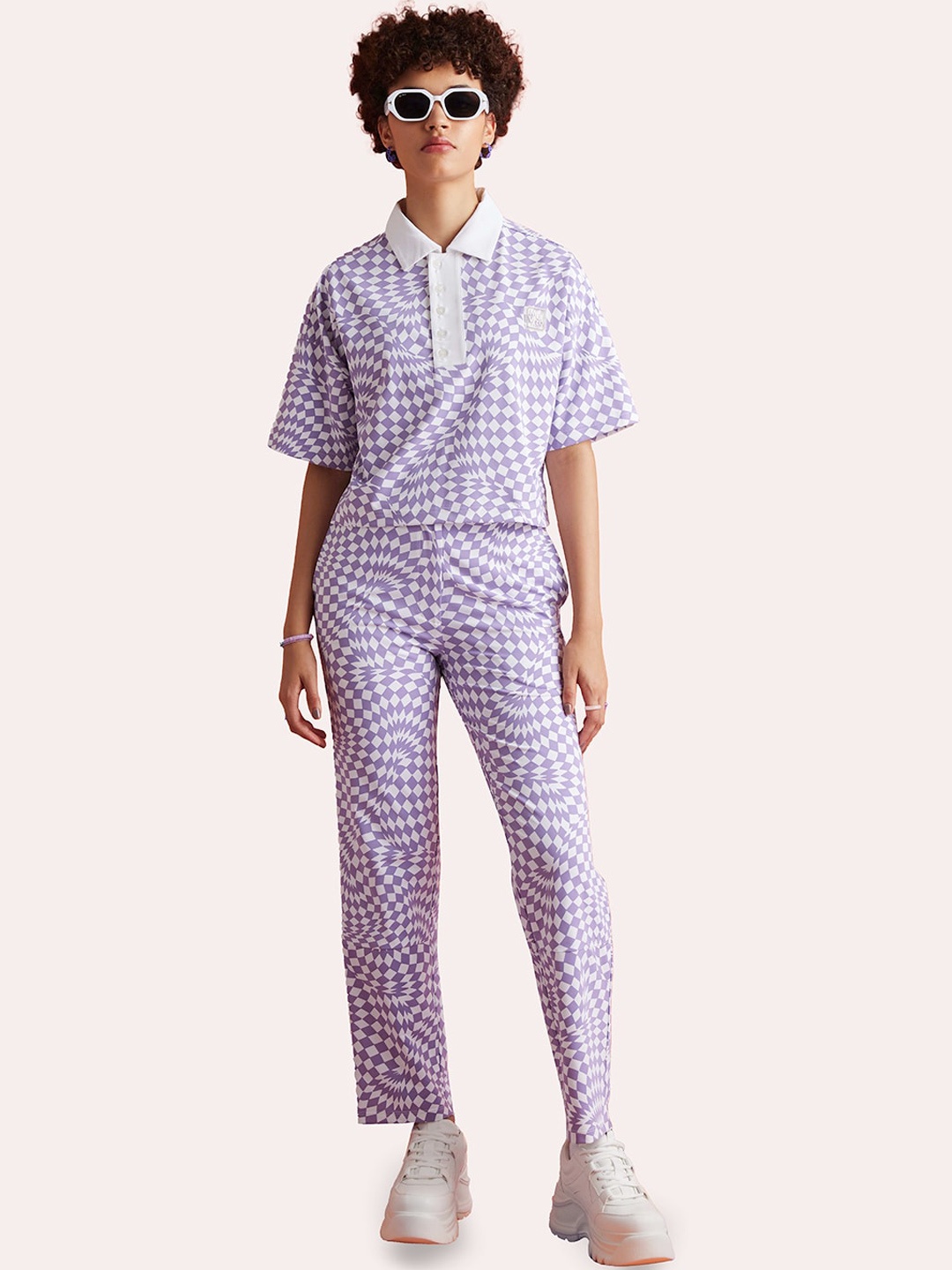 

Muvazo Women Geometric Printed Custom Straight Fit Cotton Trousers, Lavender