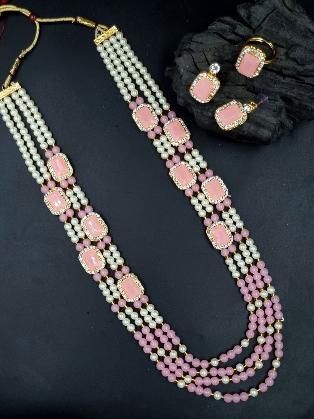 

Anouk Gold-Plated Stone-Studded & Beaded Jewellery Set