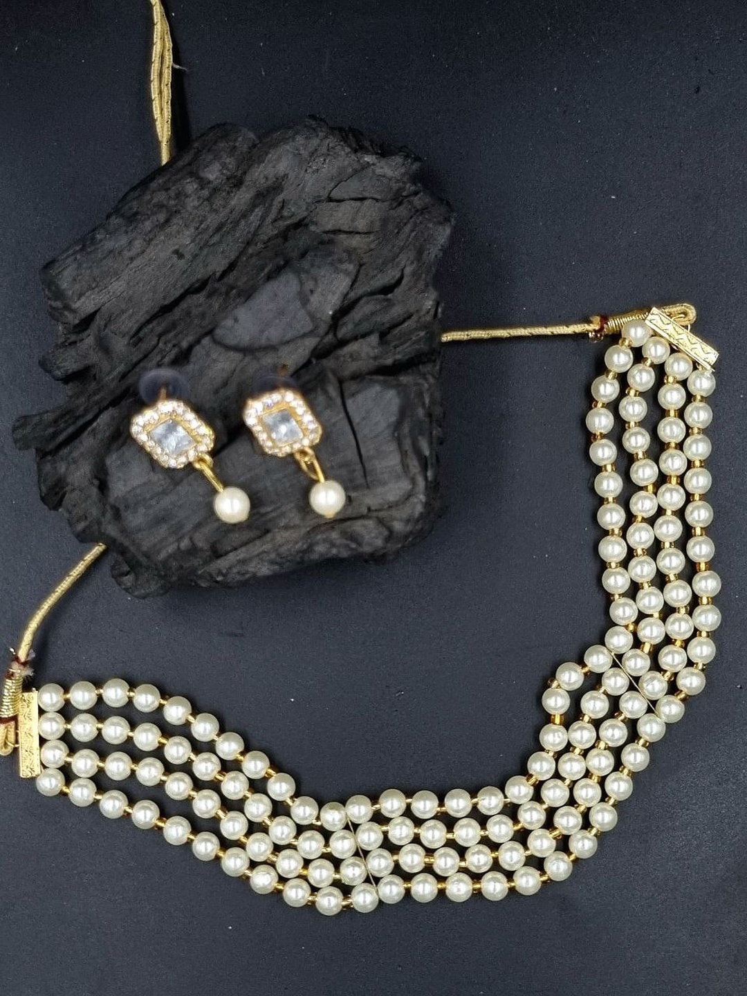 

Anouk Gold-Plated Pearl Beaded Jewellery Set