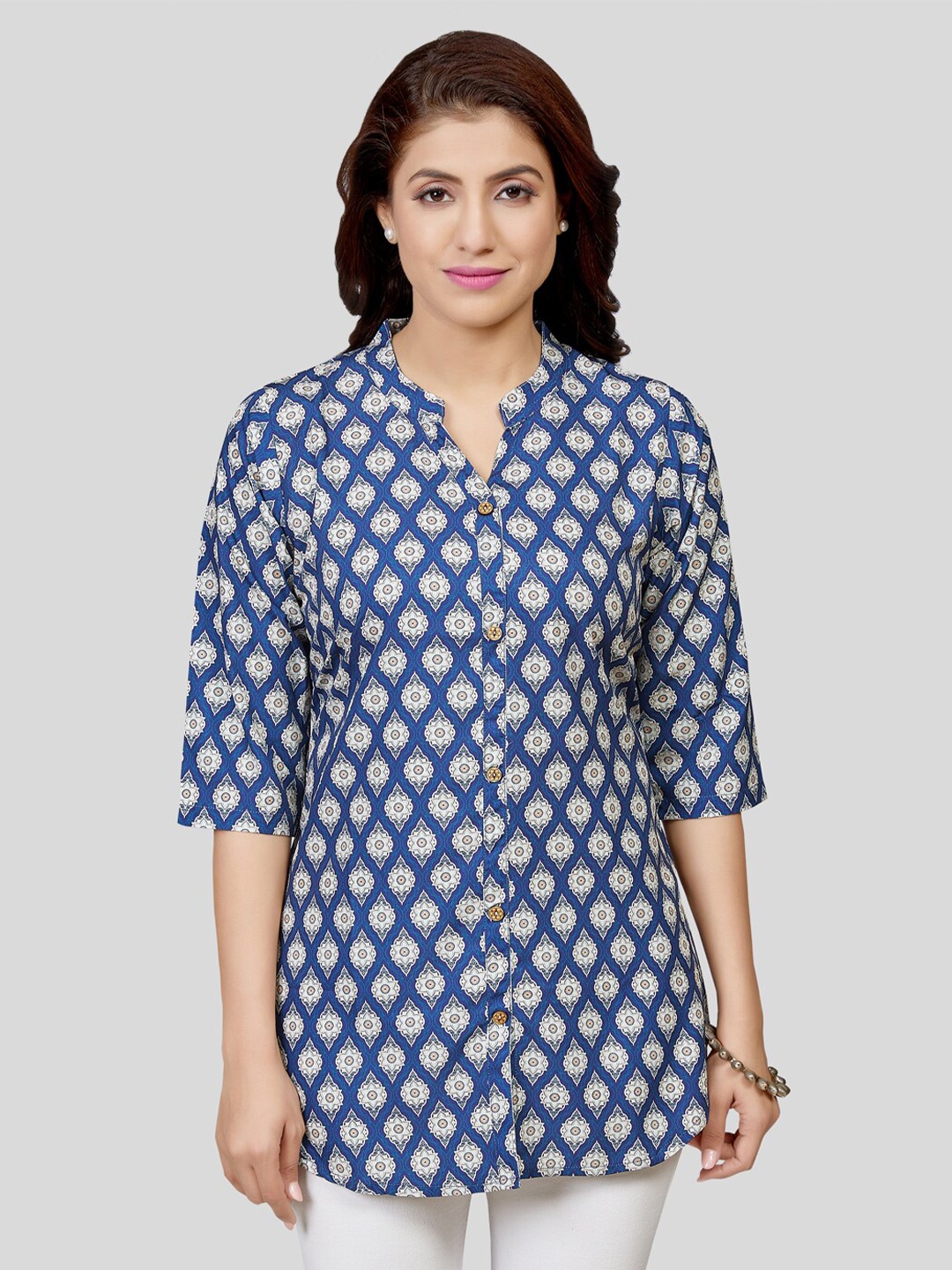 

Saree Swarg Ethnic Motifs Mandarin Collar Three-Quarter Sleeves Poly Crepe Kurti, Blue