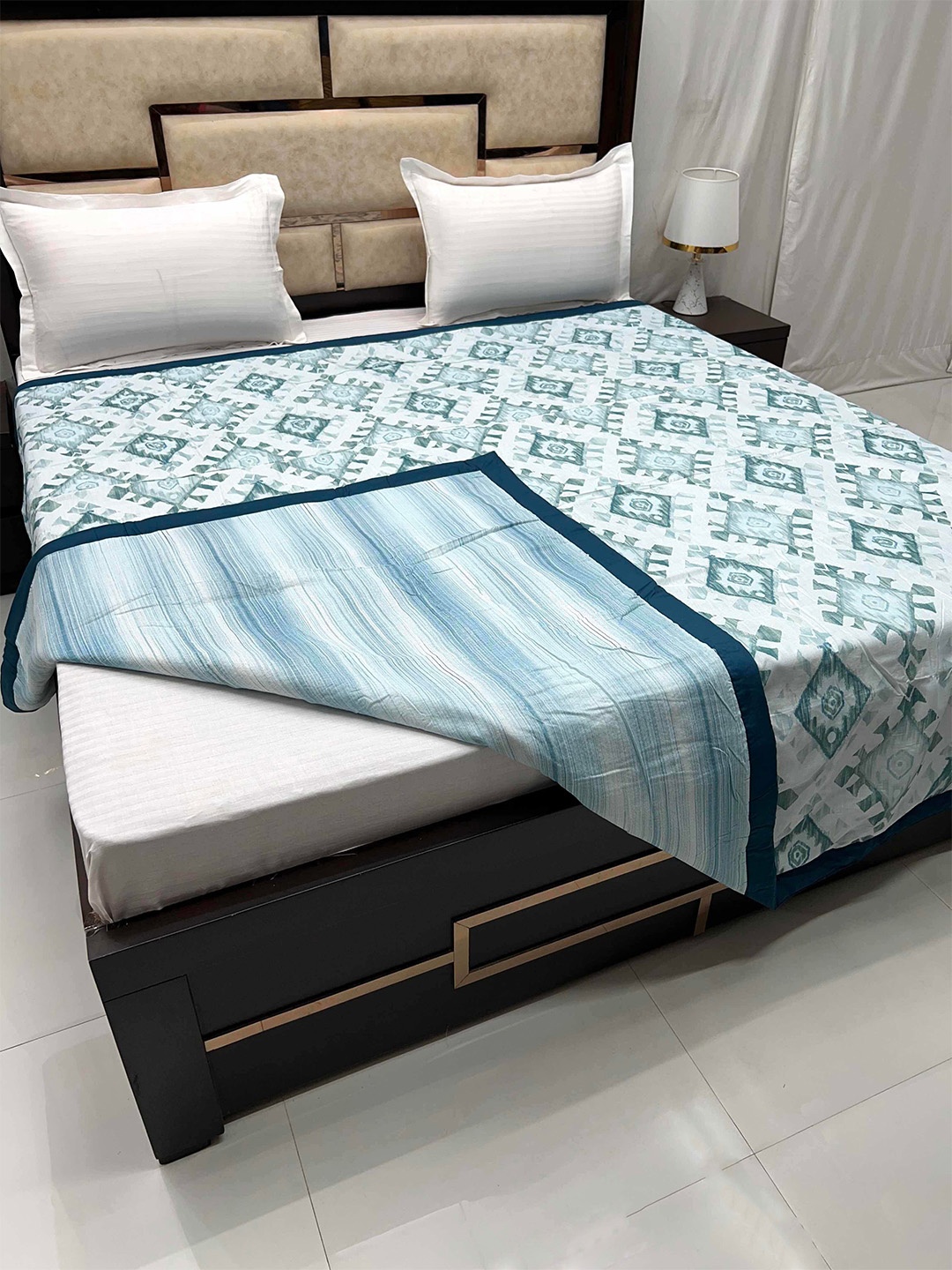

Pure Decor Green & Grey Printed AC Room 300 GSM Double Bed Dohar