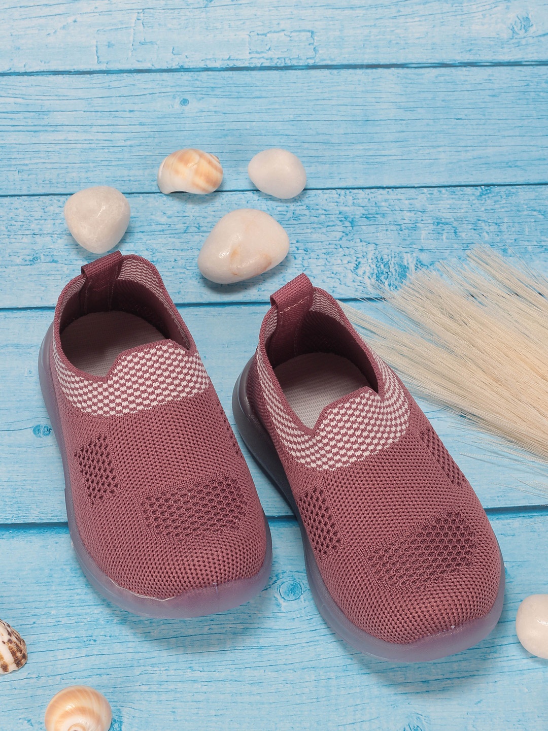 

Lil Lollipop Kids Textured LED Slip-On Sneakers, Mauve