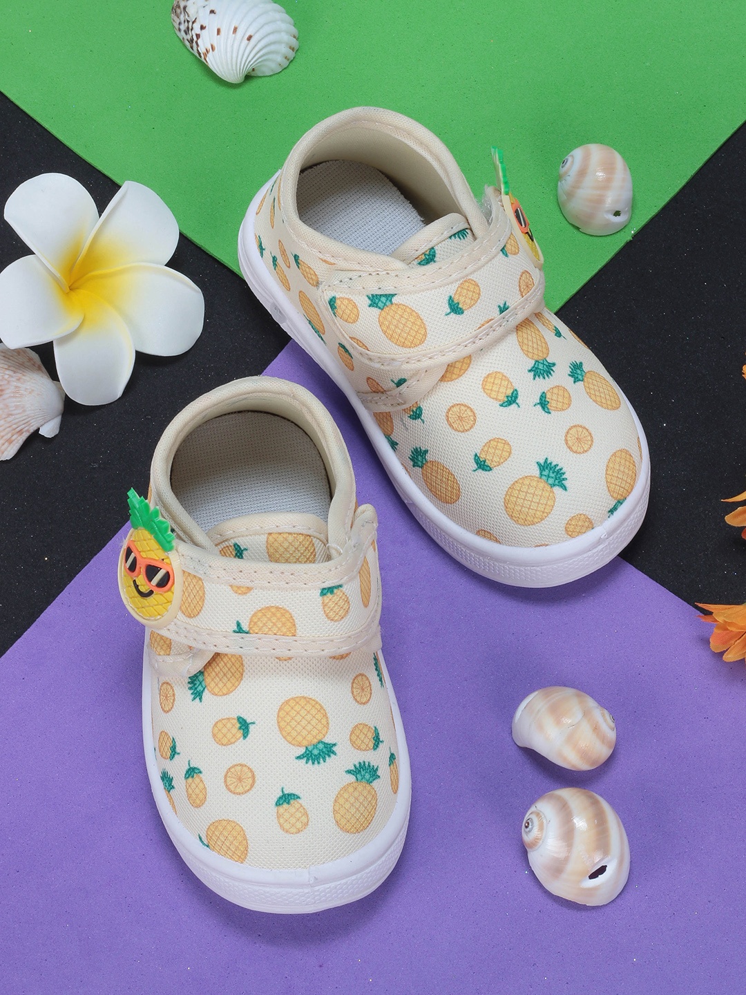 

Lil Lollipop Infants Pineapple Printed Musical Velcro Sneakers, Beige