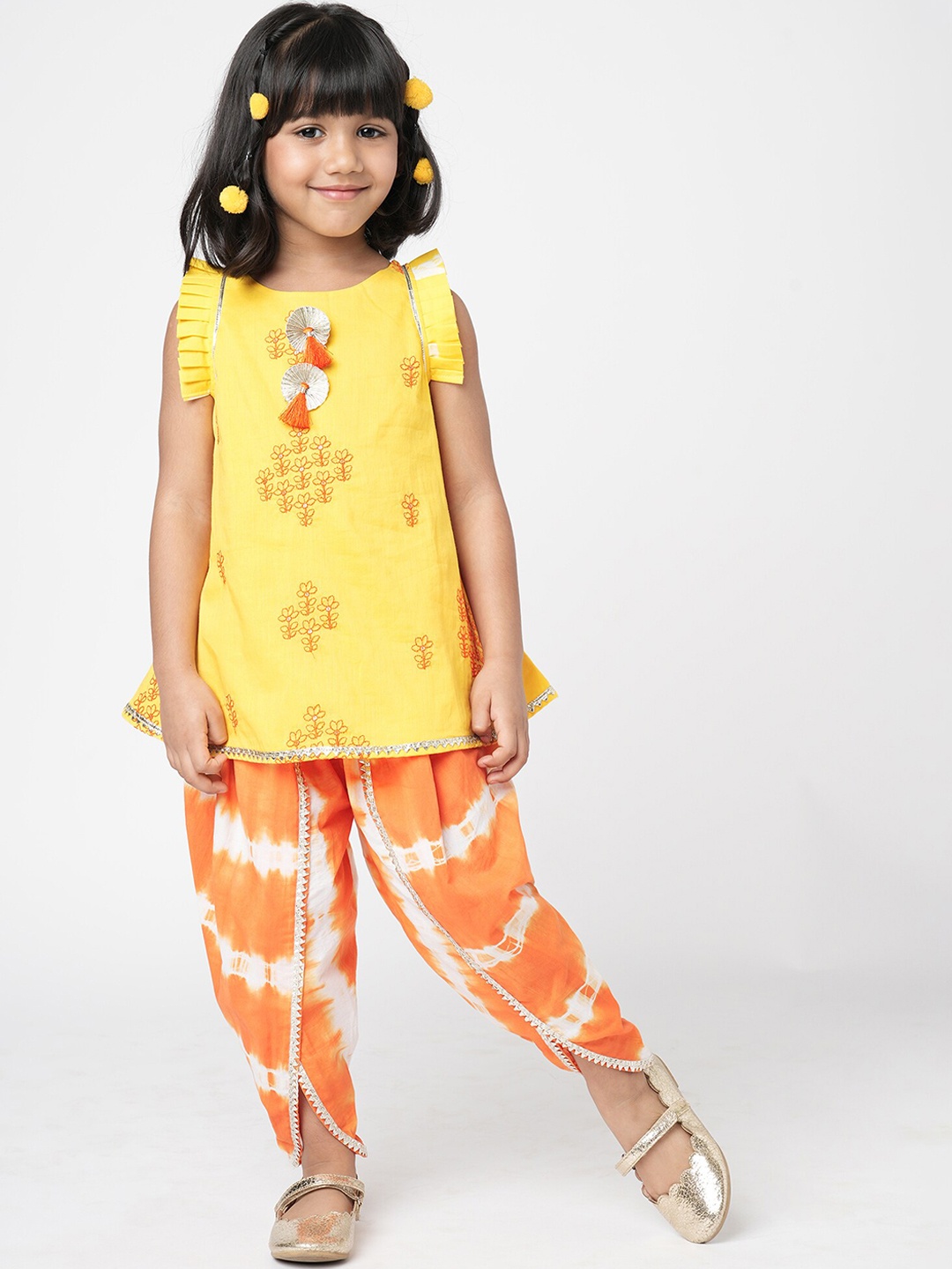 

LIL DRAMA Girls Floral Embroidered Pure Cotton Kurta With Dhoti Pants, Yellow
