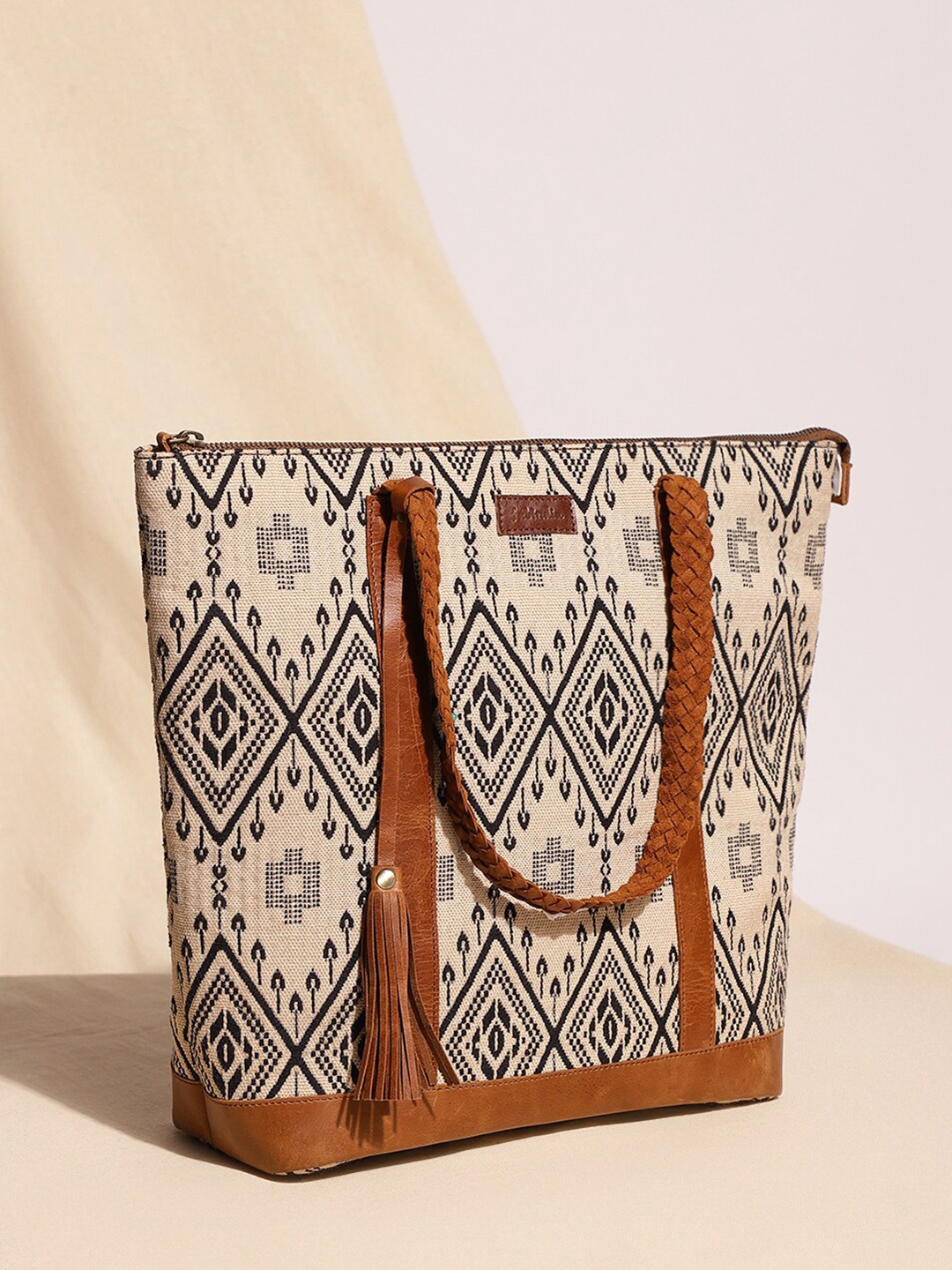 

Fabindia Printed Structured Cotton Tote Bag, Beige