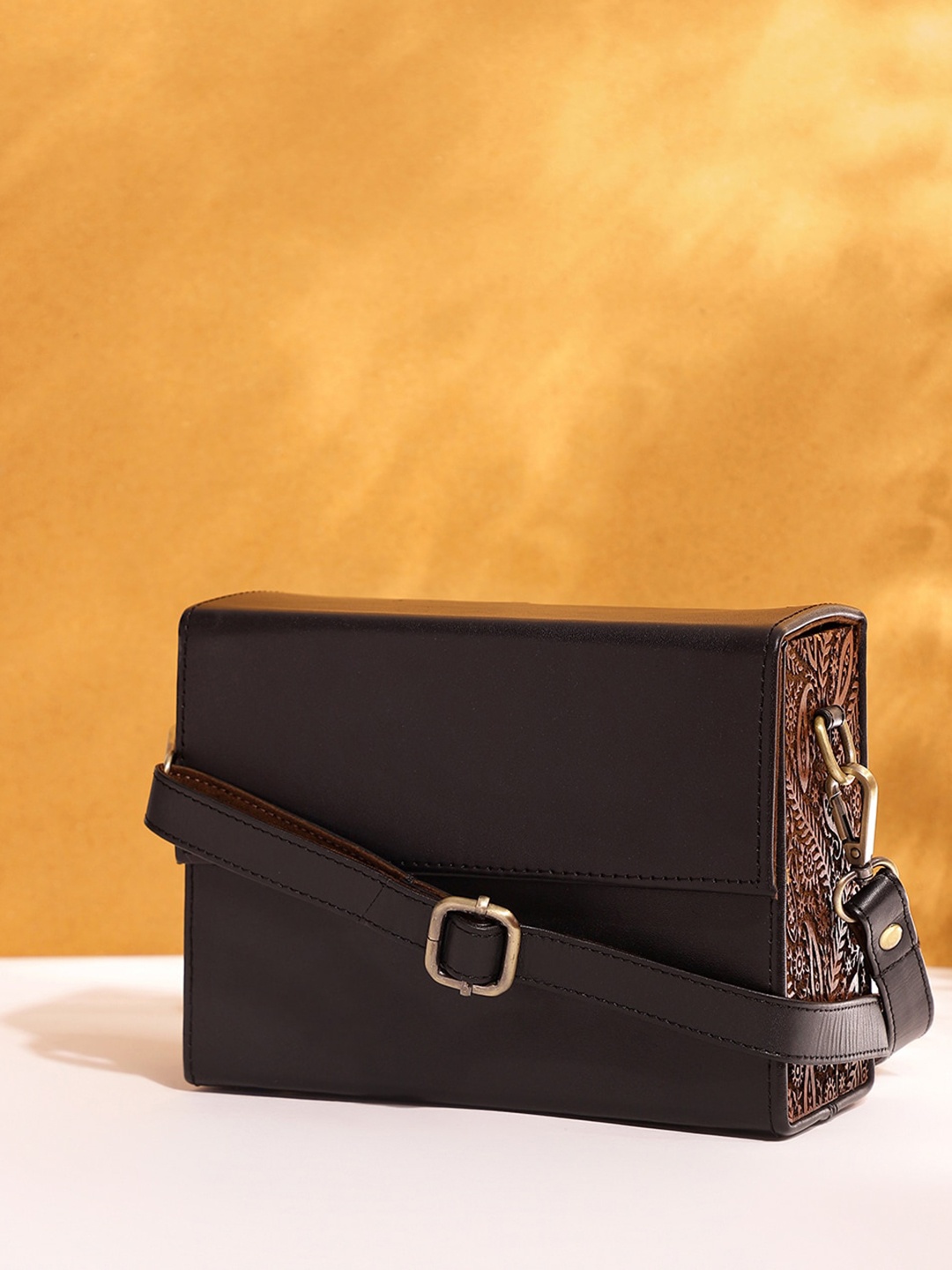 

Fabindia Textured Structured Leather Sling Bag, Black