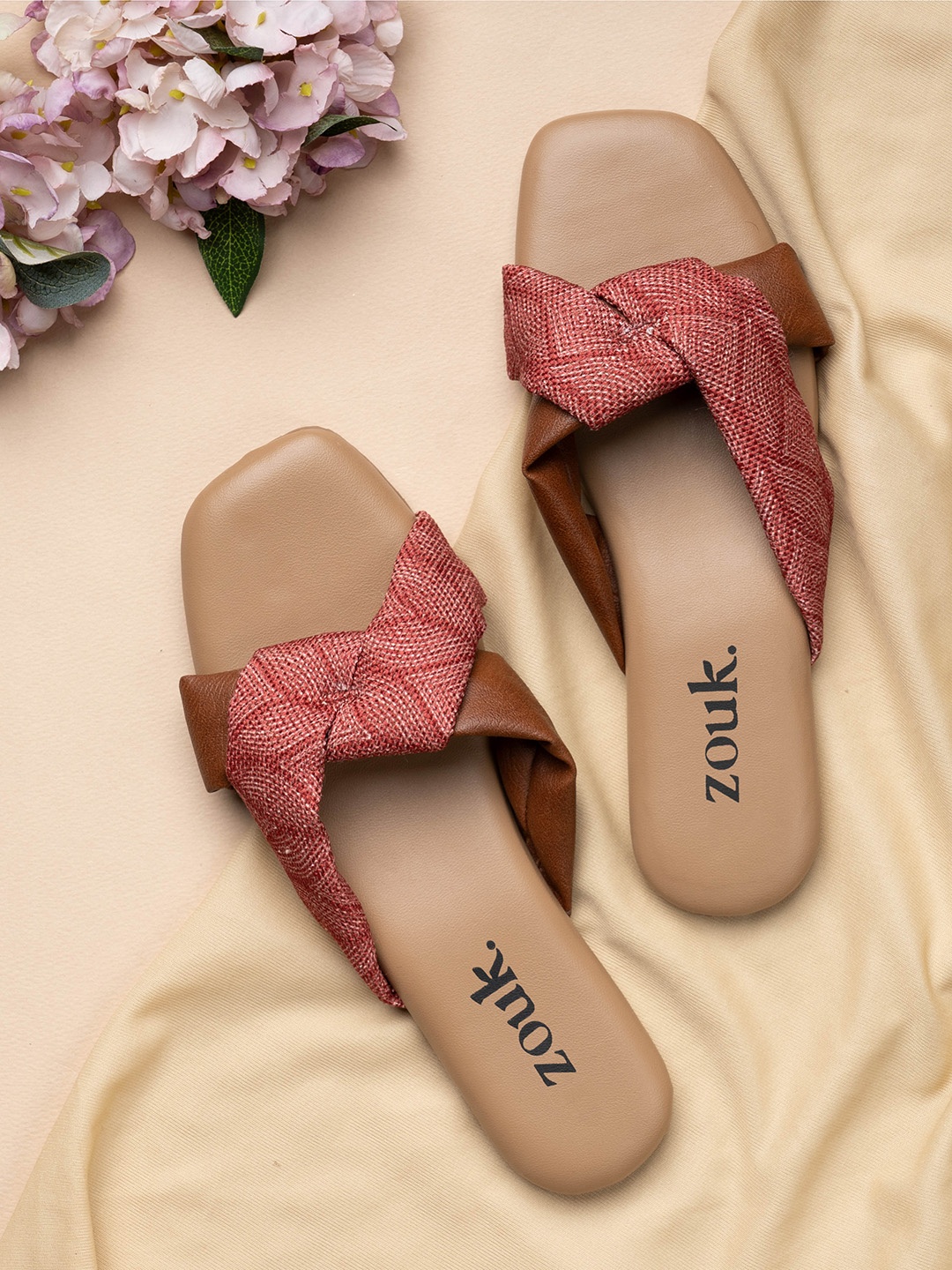 

ZOUK Printed Open Toe Flats, Red