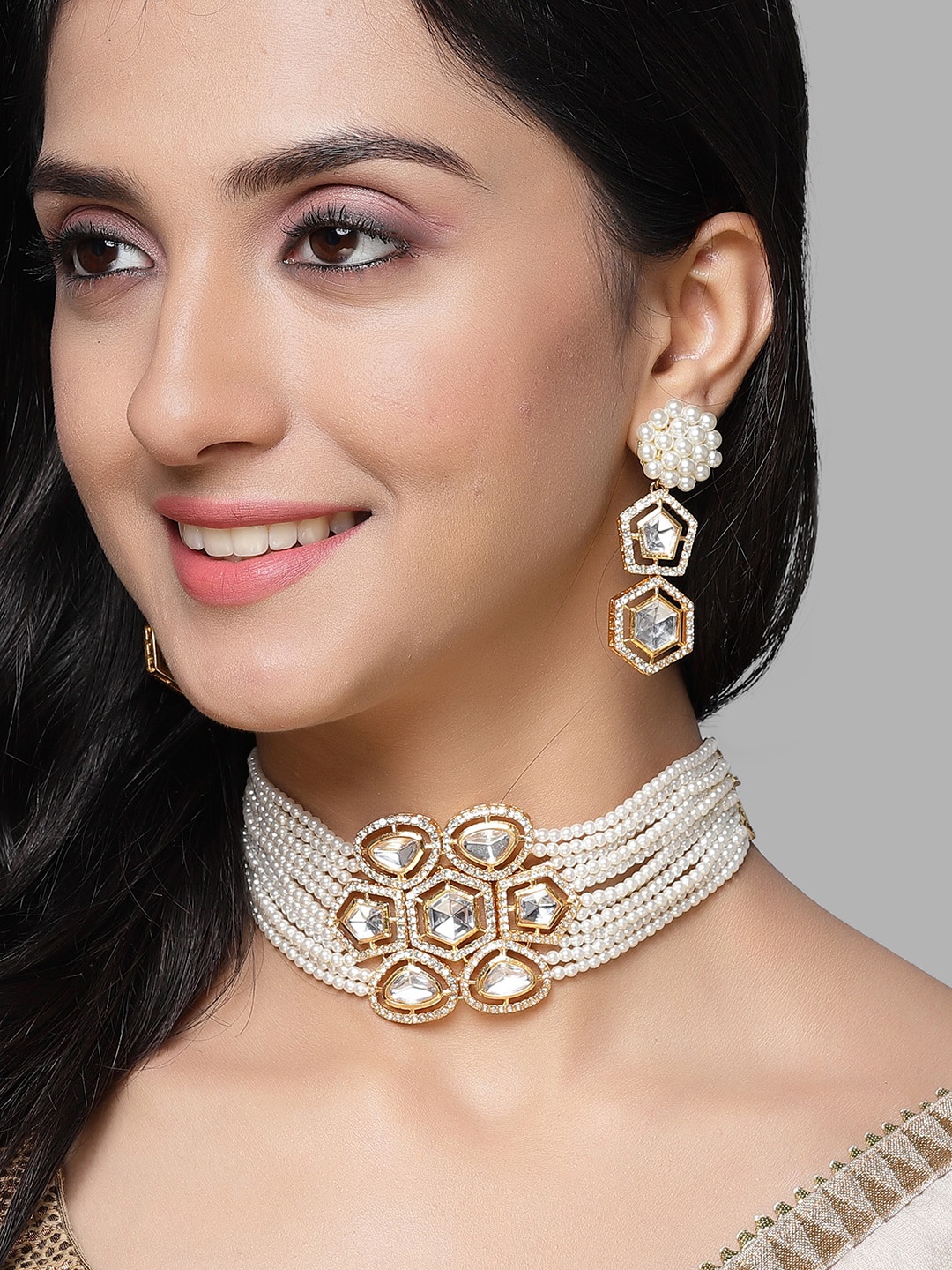 

KARATCART Gold-Plated Polki Kundan-Studded & Beaded Jewellery Set