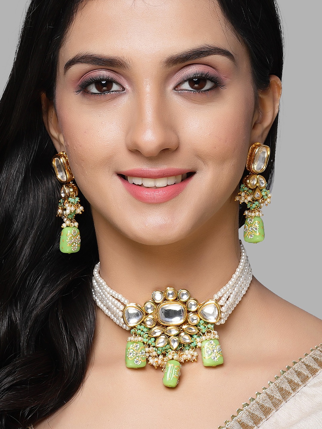 

KARATCART Gold-Plated Polki Kundan-Studded & Beaded Jewellery Set