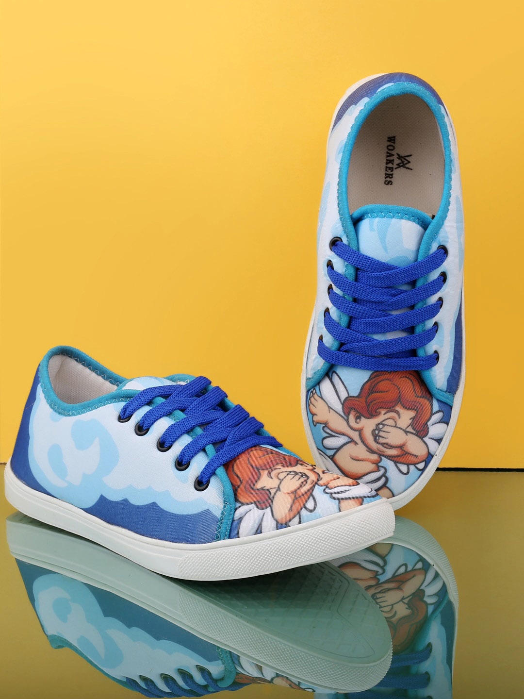 

Woakers Men Printed Waterproof Lining Canvas Sneakers, Blue