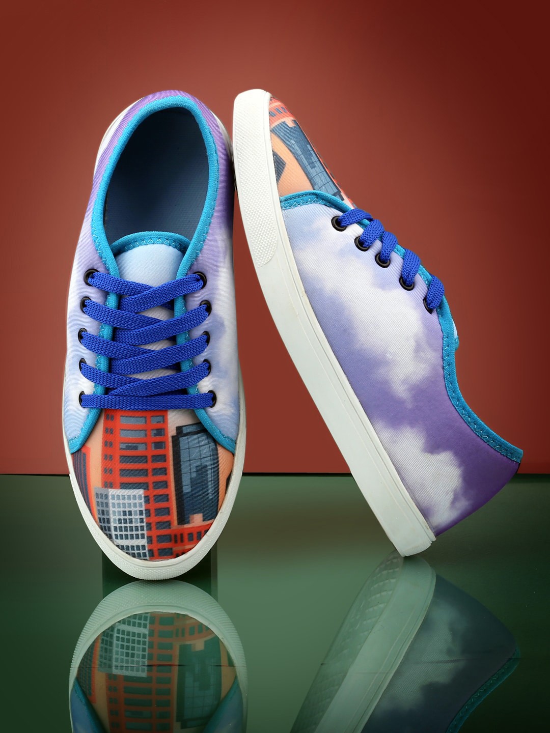 

Woakers Men Printed Waterproof Lining Canvas Sneakers, Blue