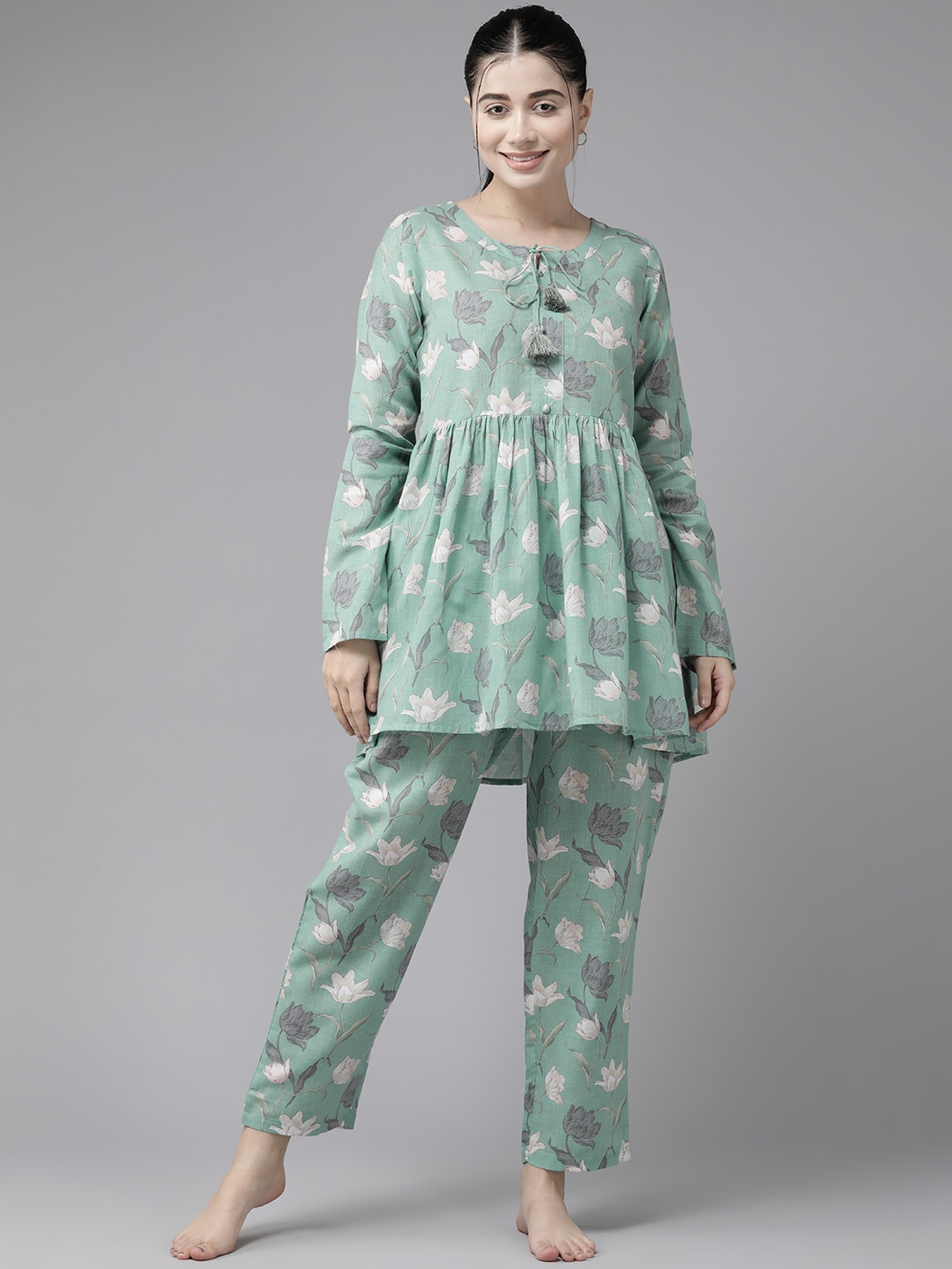 

Prakrti Women Printed Cotton Night suit, Green