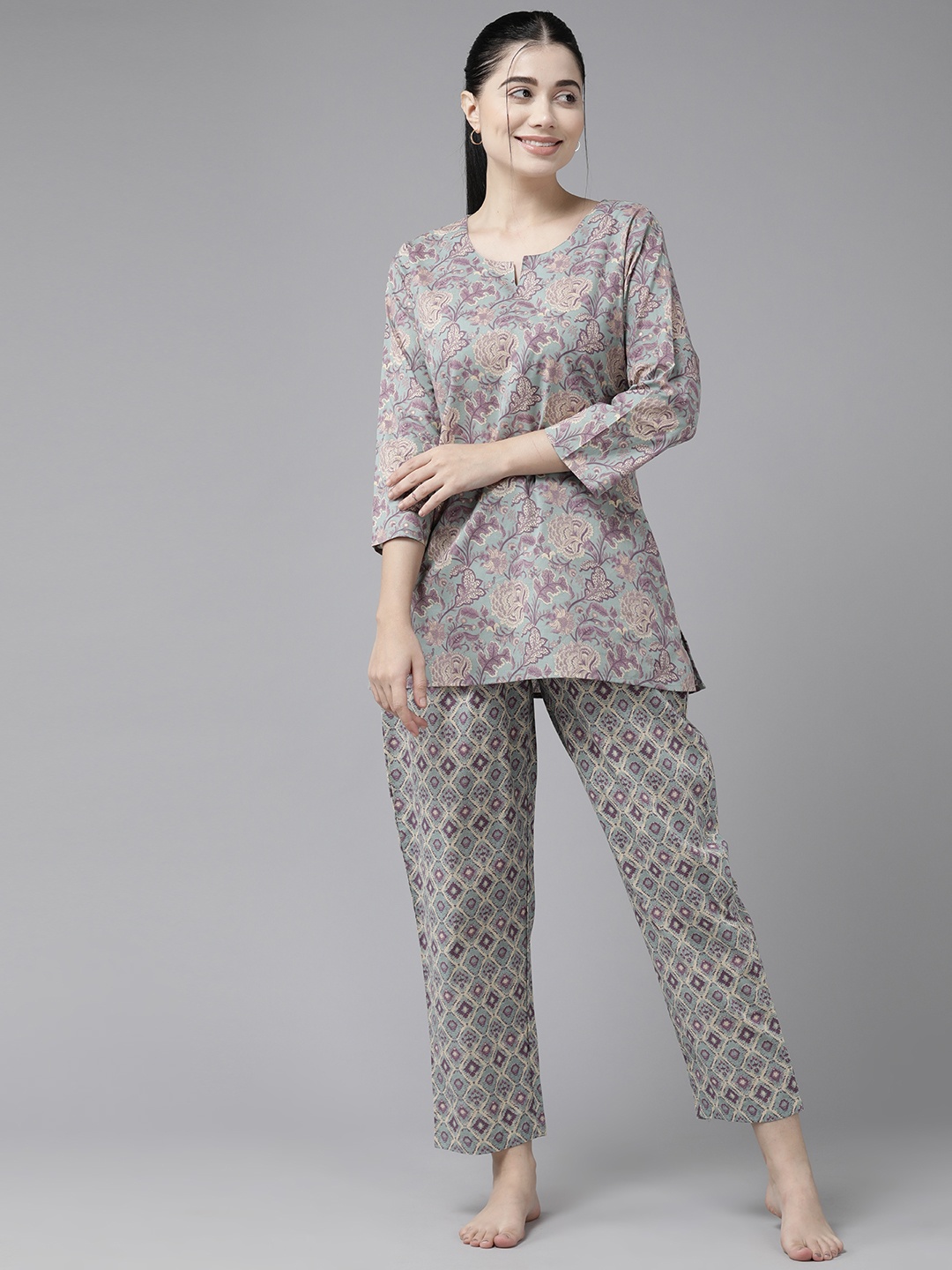 

Prakrti Women Printed Cotton Night suit, Sea green