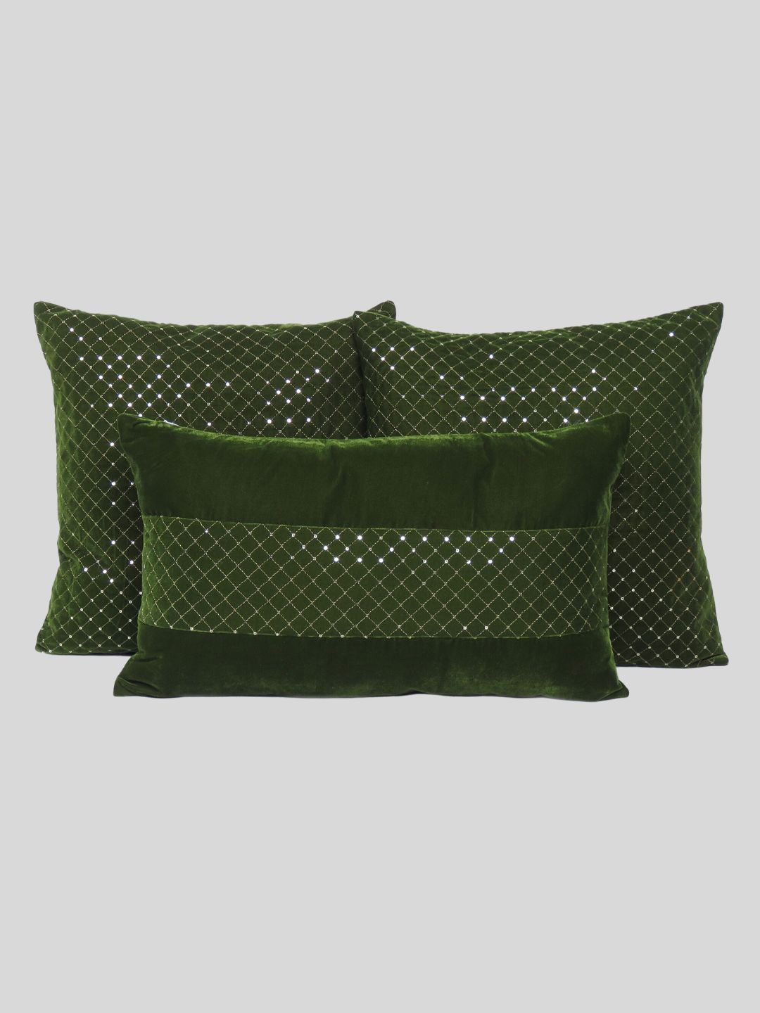 

OUSSUM Green & Gold-Toned 3 Pieces Embroidered Velvet Cushion Covers & Pillow Cover