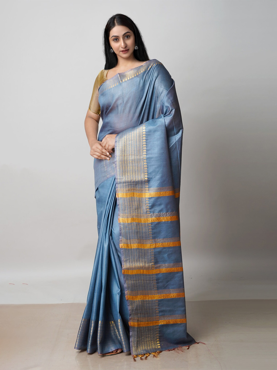 

Unnati Silks Woven Design Zari Chanderi Saree, Grey