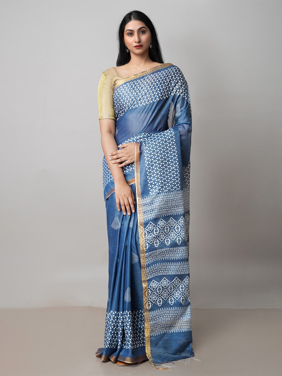 

Unnati Silks Ethnic Motifs Printed Zari Chanderi Saree, Grey