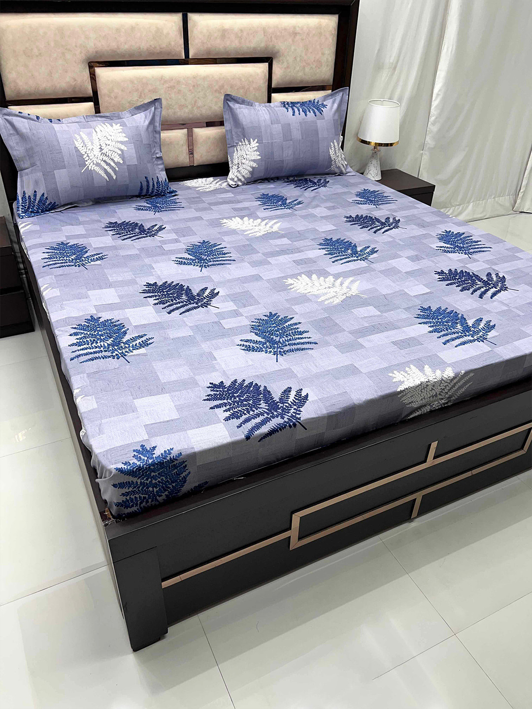 

Pure Decor Velar Sib Blue & Grey Floral Printed Pure Cotton 400 TC King Bedsheet Set