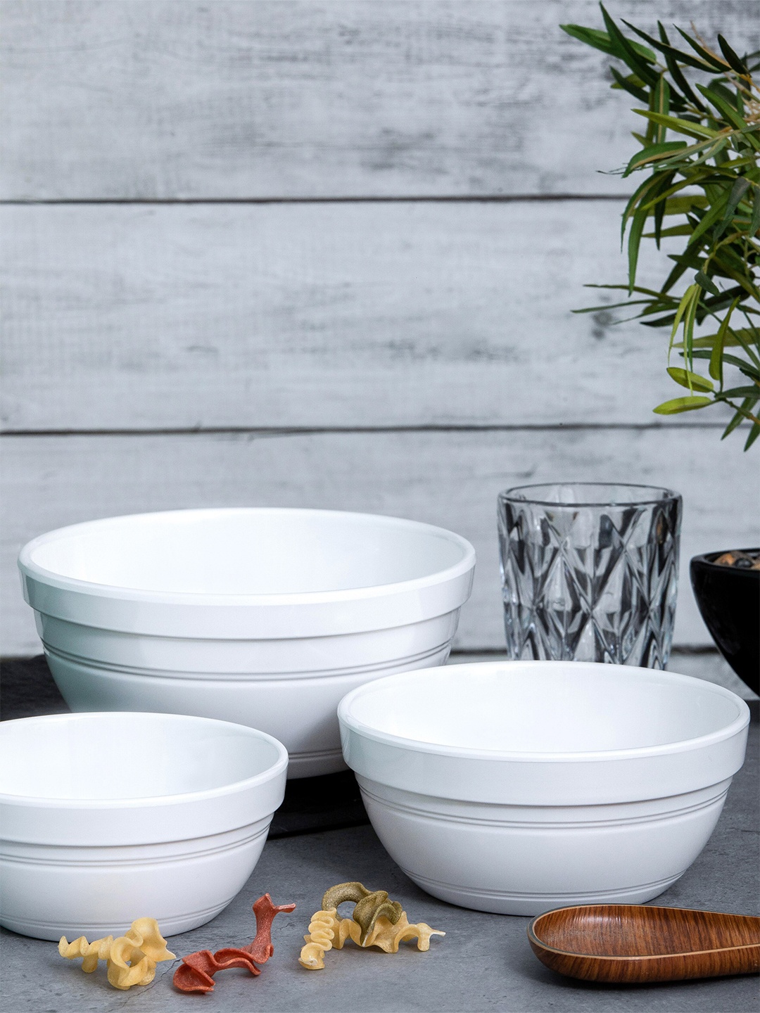

Servewell White 3 Pieces Melamine Matte Bowls