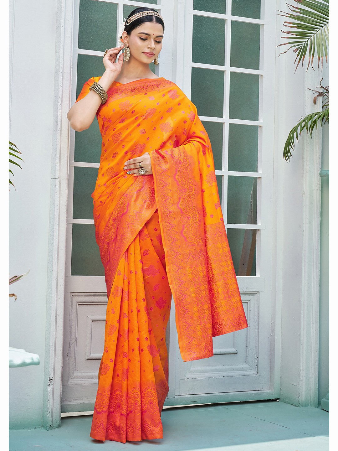 

SARIYA Floral Woven Design Banarasi Saree, Mustard