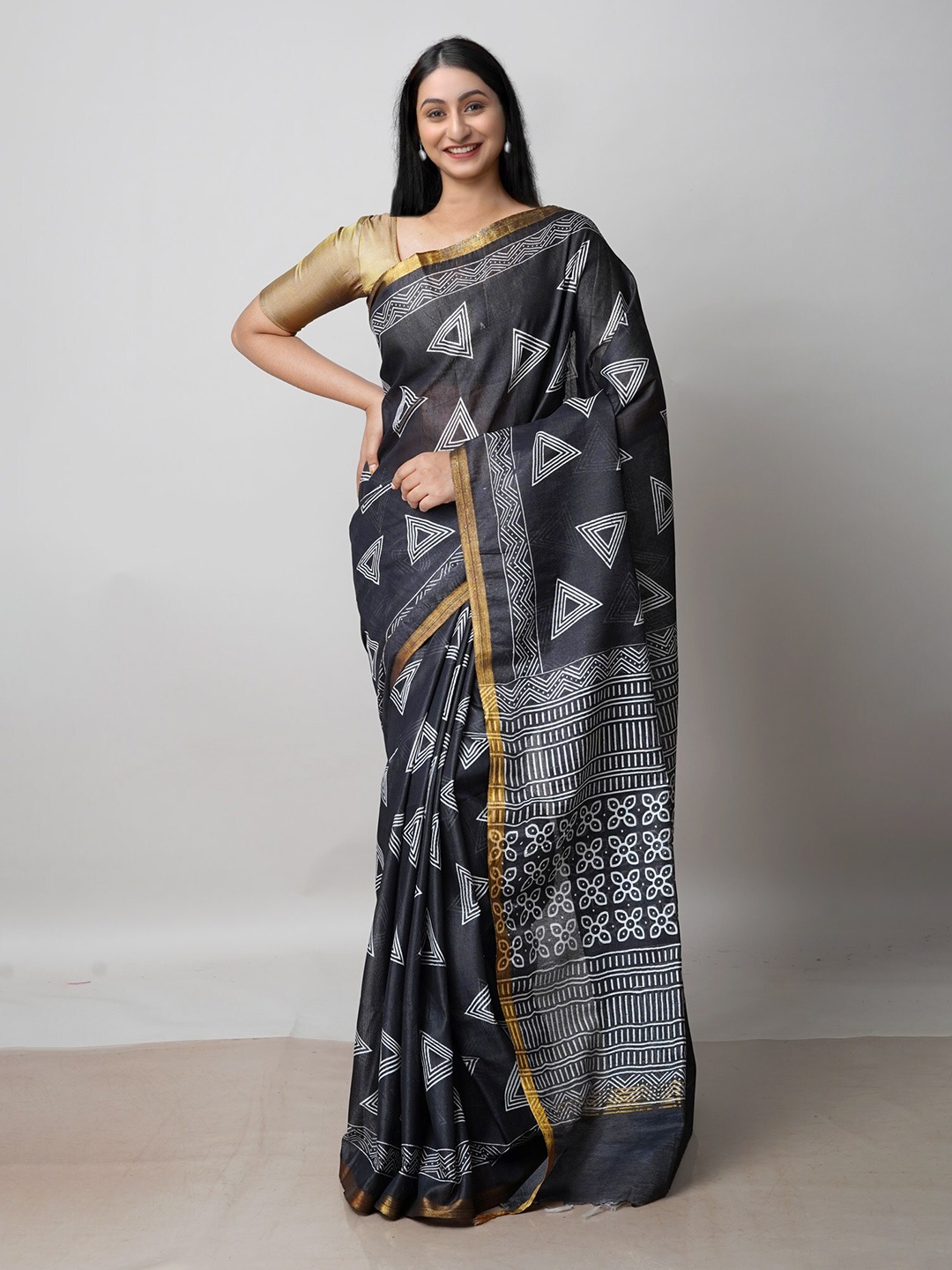 

Unnati Silks Geometric Printed Zari Chanderi Saree, Black