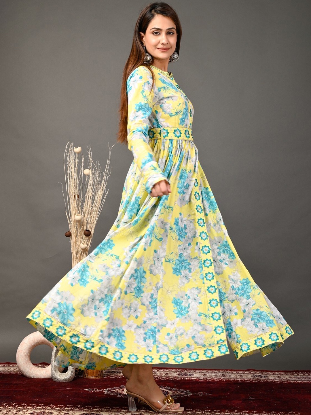 

Sangria Floral Printed A-Line Flared Kurta, Green