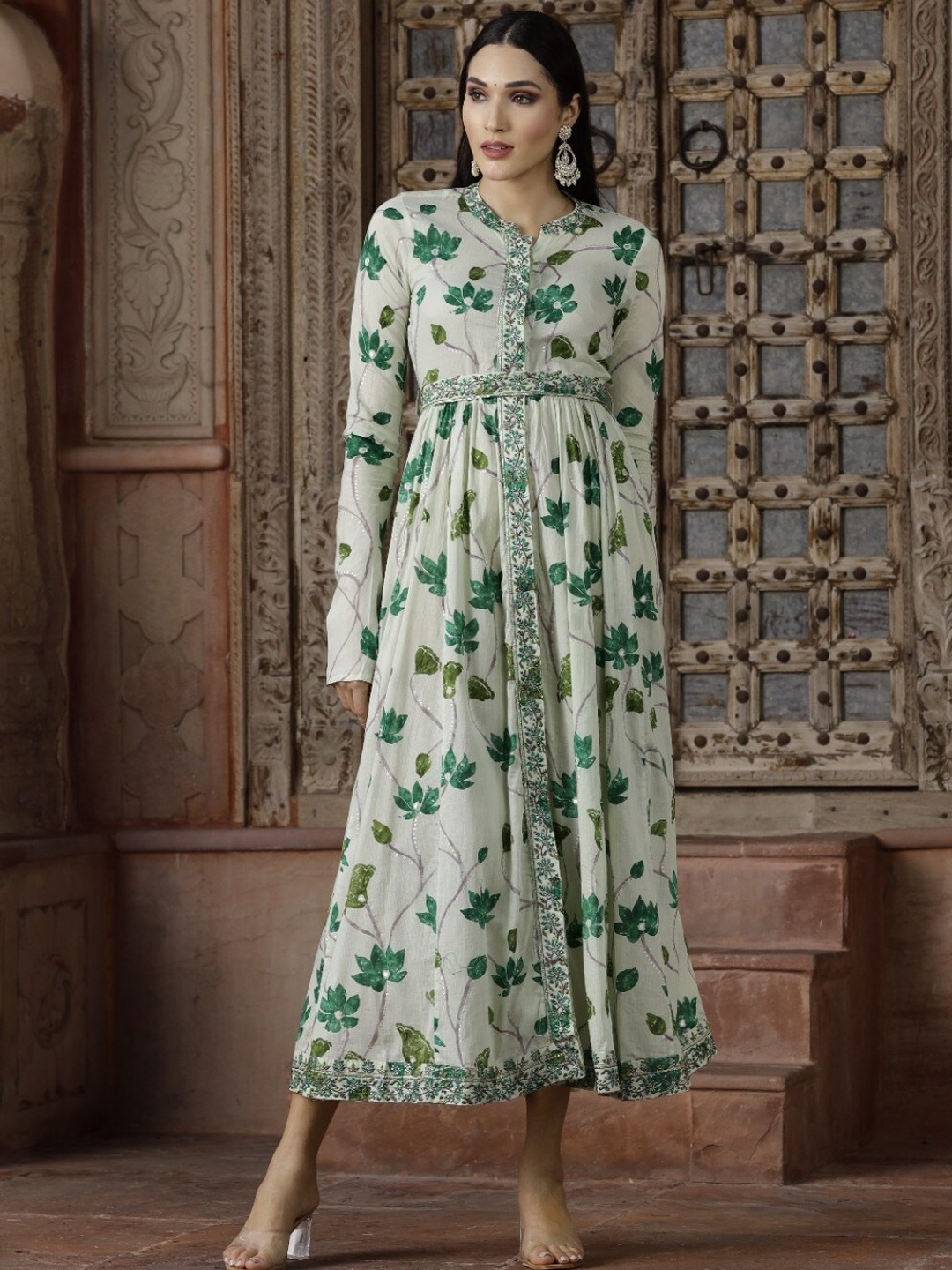

Sangria Floral Printed Mandarin Collar Pure Cotton Anarkali Flared Kurta, Green