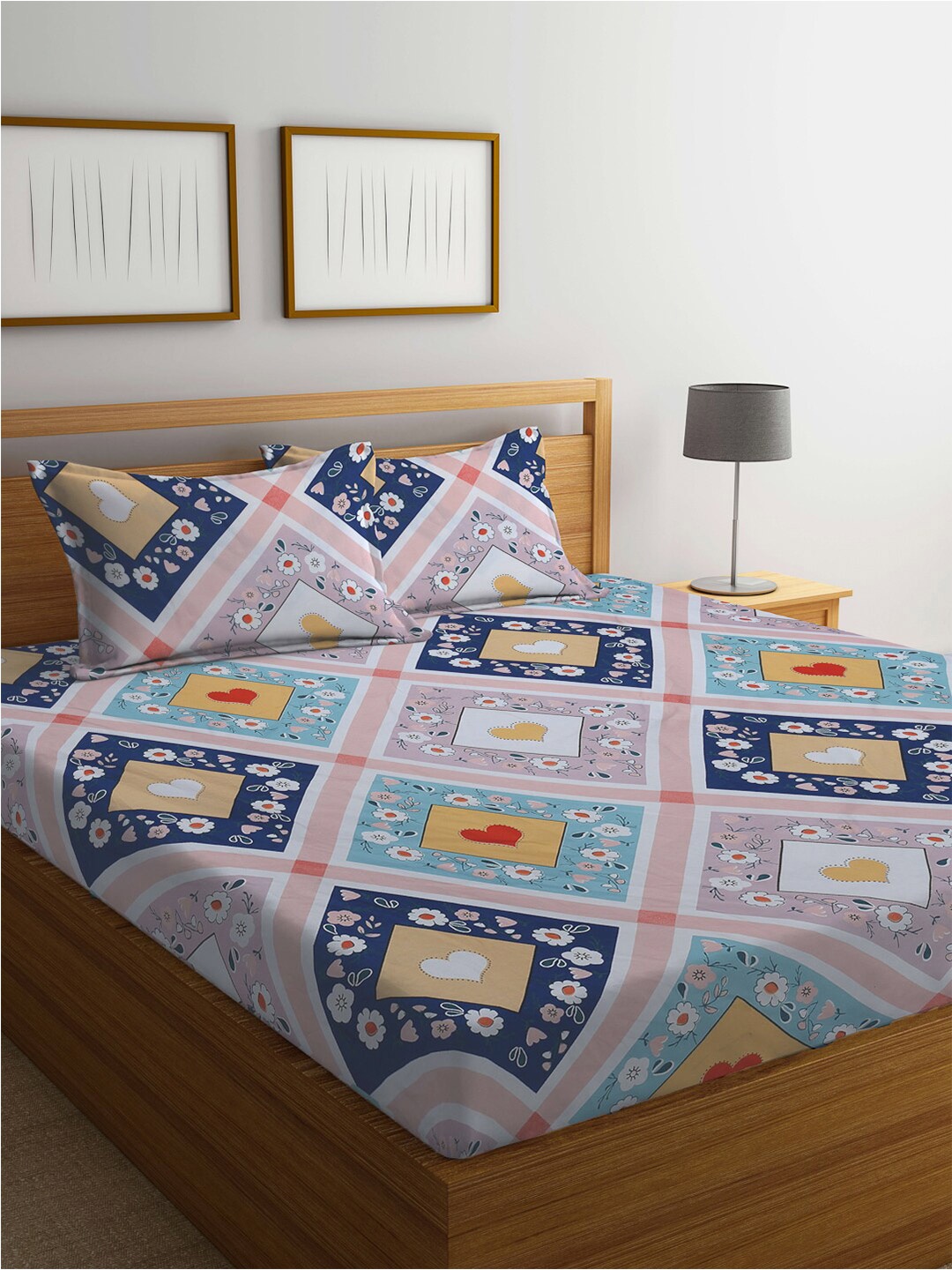 

KLOTTHE White & Peach Colored Geometric Cotton Blend 300TC King Bedsheet & 2 Pillow Covers