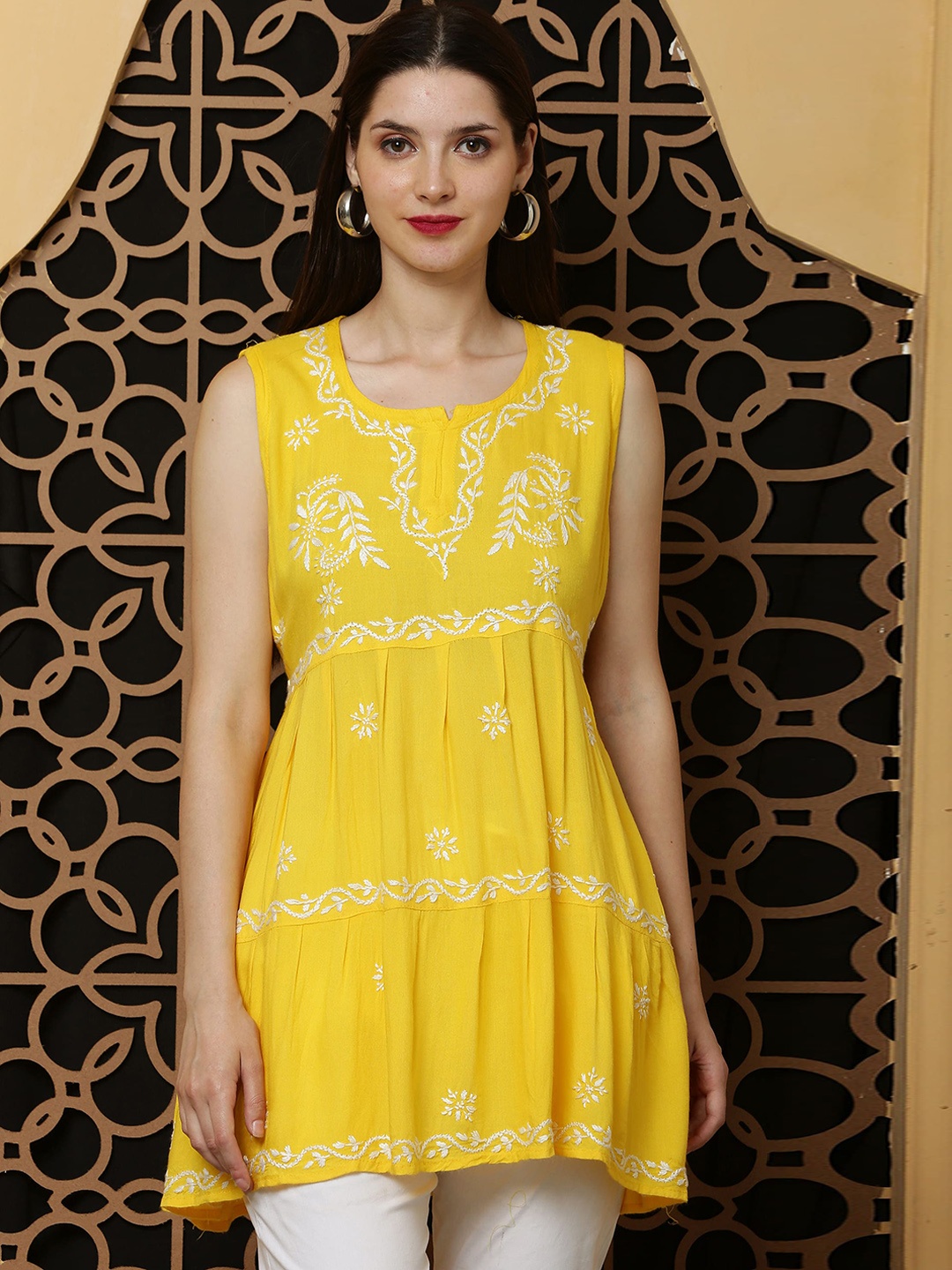 

FAWOMENT Floral Embroidered Thread Work Detailed A-Line Kurta, Yellow