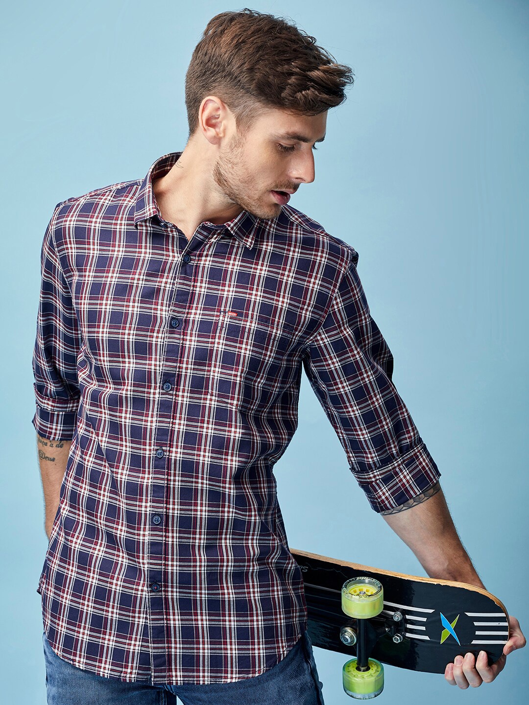 

MOZZO Cutaway Collar Checked Printed Pocket Classic Slim Fit Cotton Casual Shirt, Navy blue