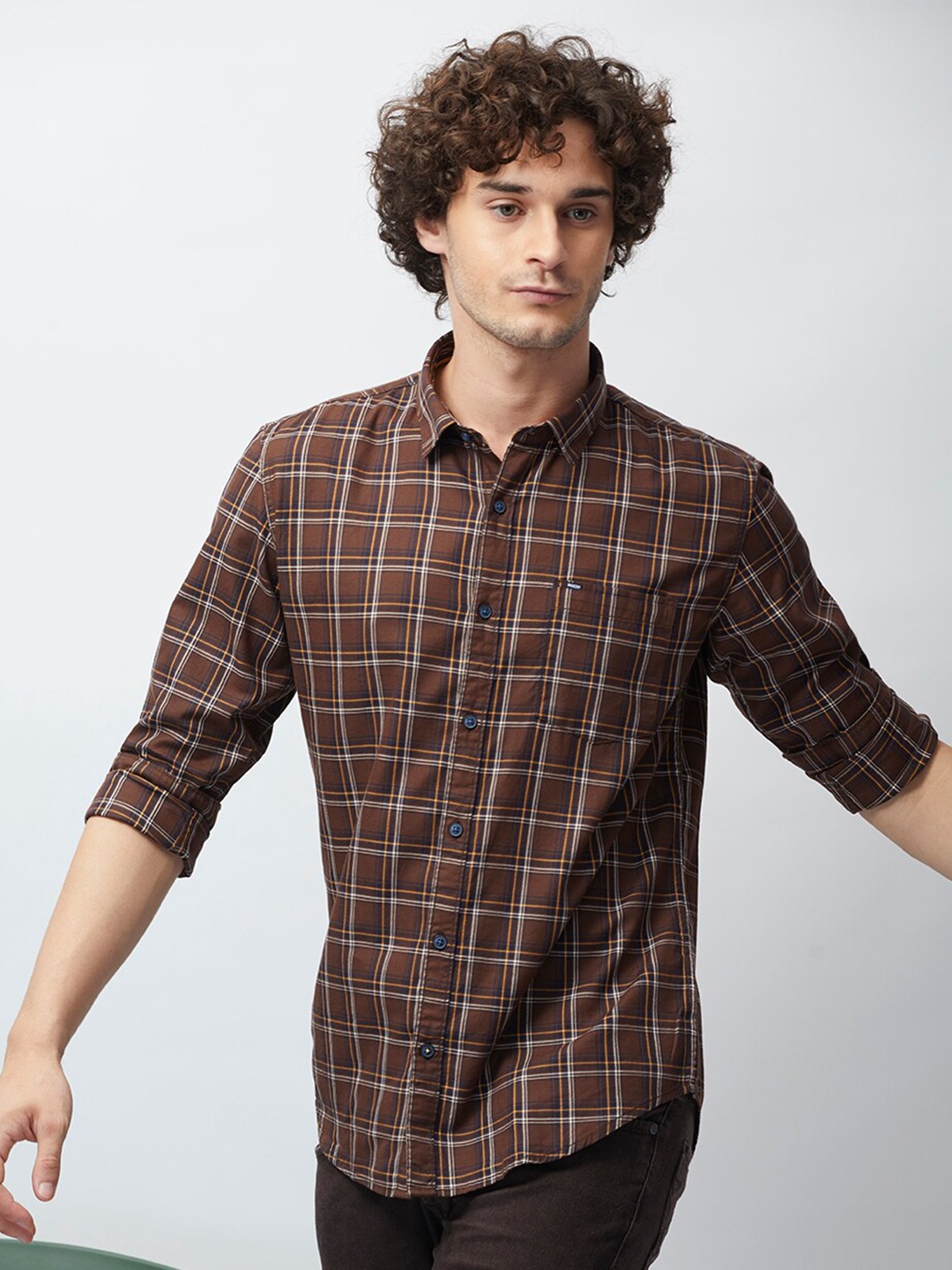 

MOZZO Spread Collar Classic Slim Fit Tartan Checked Cotton Casual Shirt, Brown